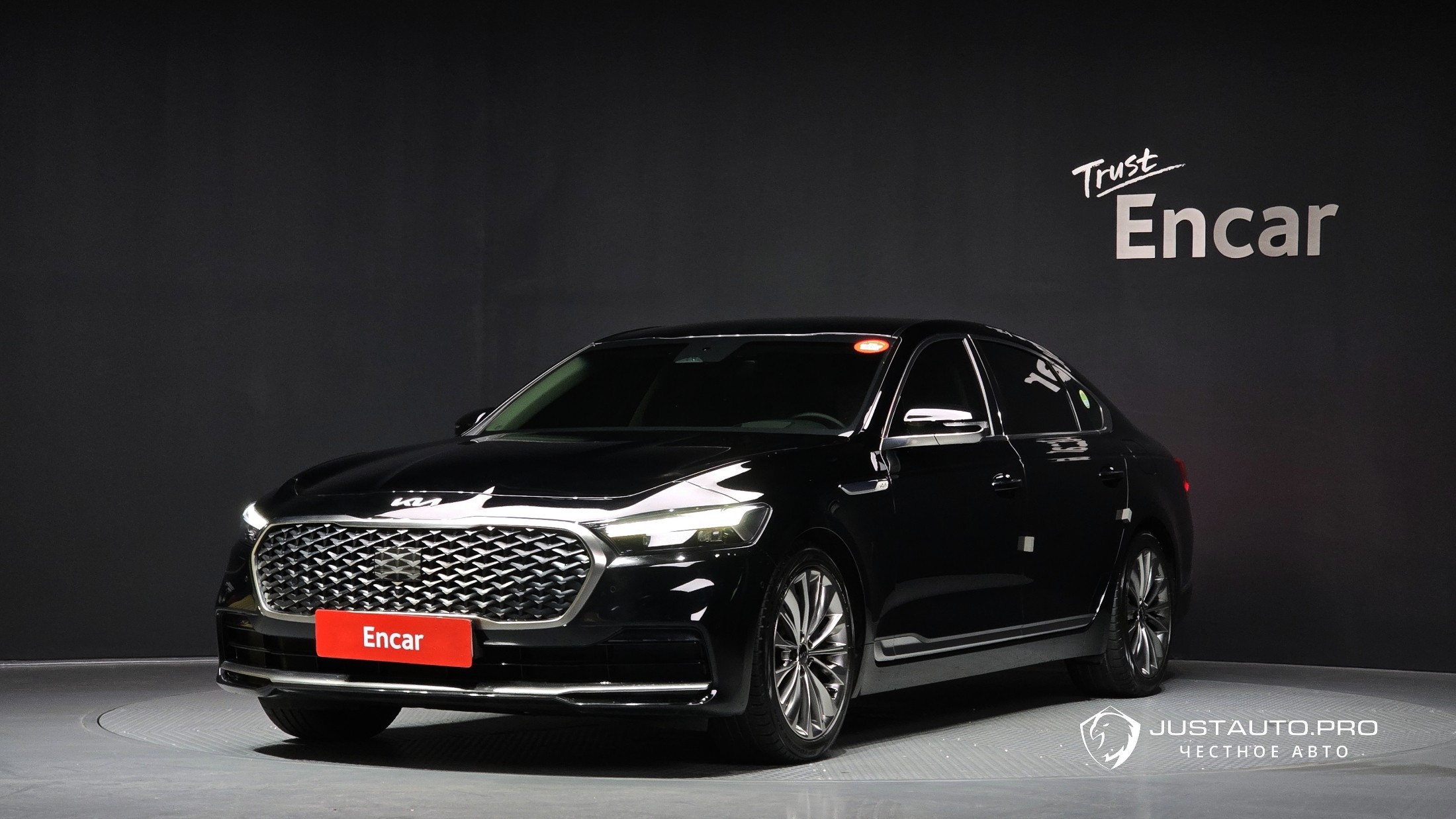 Автомобиль Kia K9