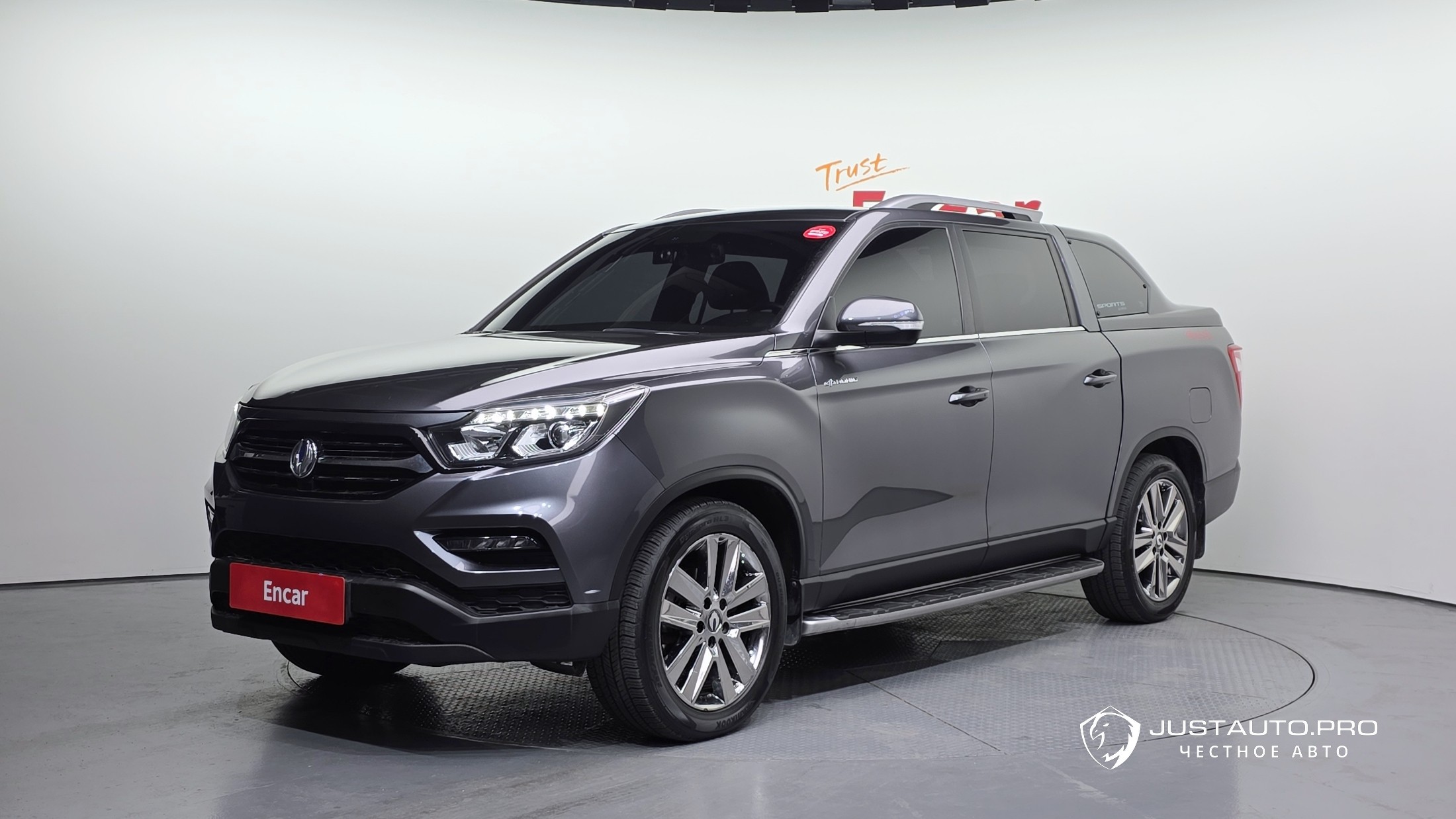 Автомобиль KG_Mobility_Ssangyong Rexton