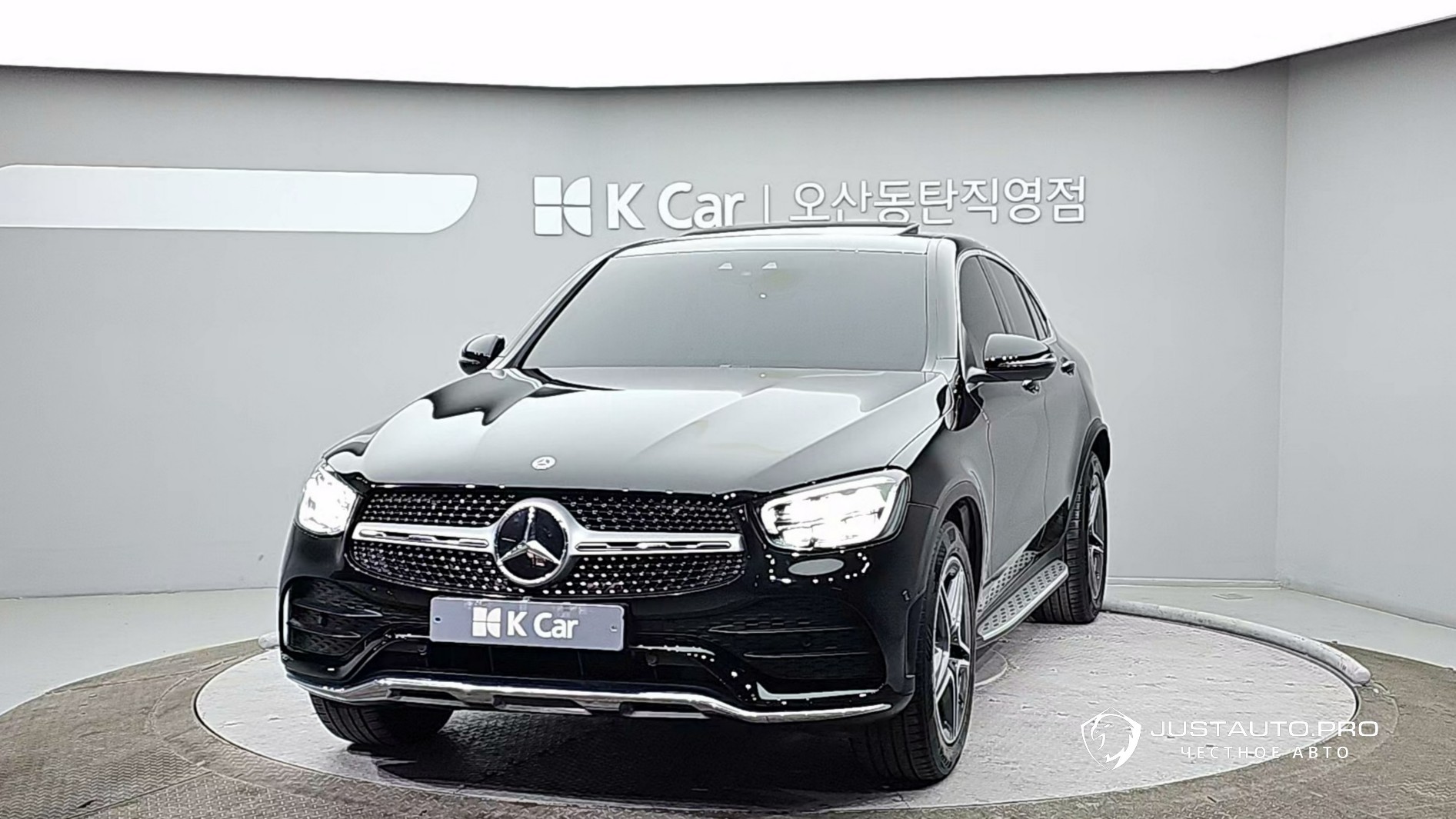 Автомобиль Mercedes-Benz GLC-Class