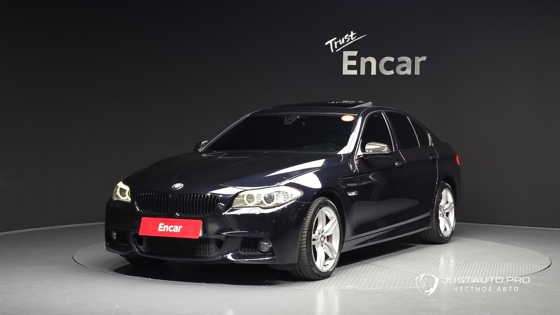 Автомобиль BMW 5-Series