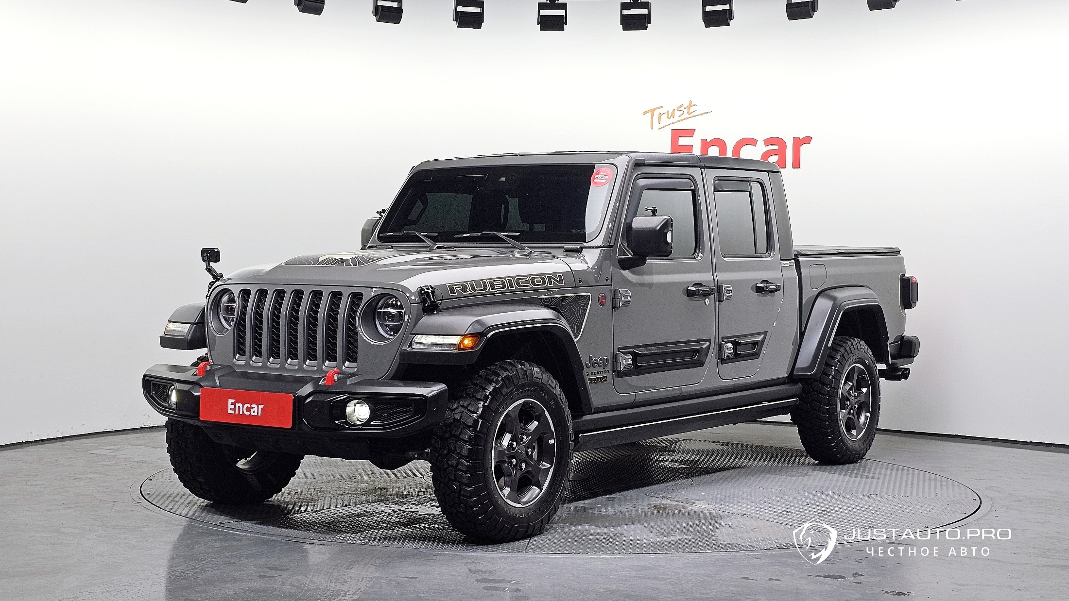 Автомобиль Jeep Gladiator