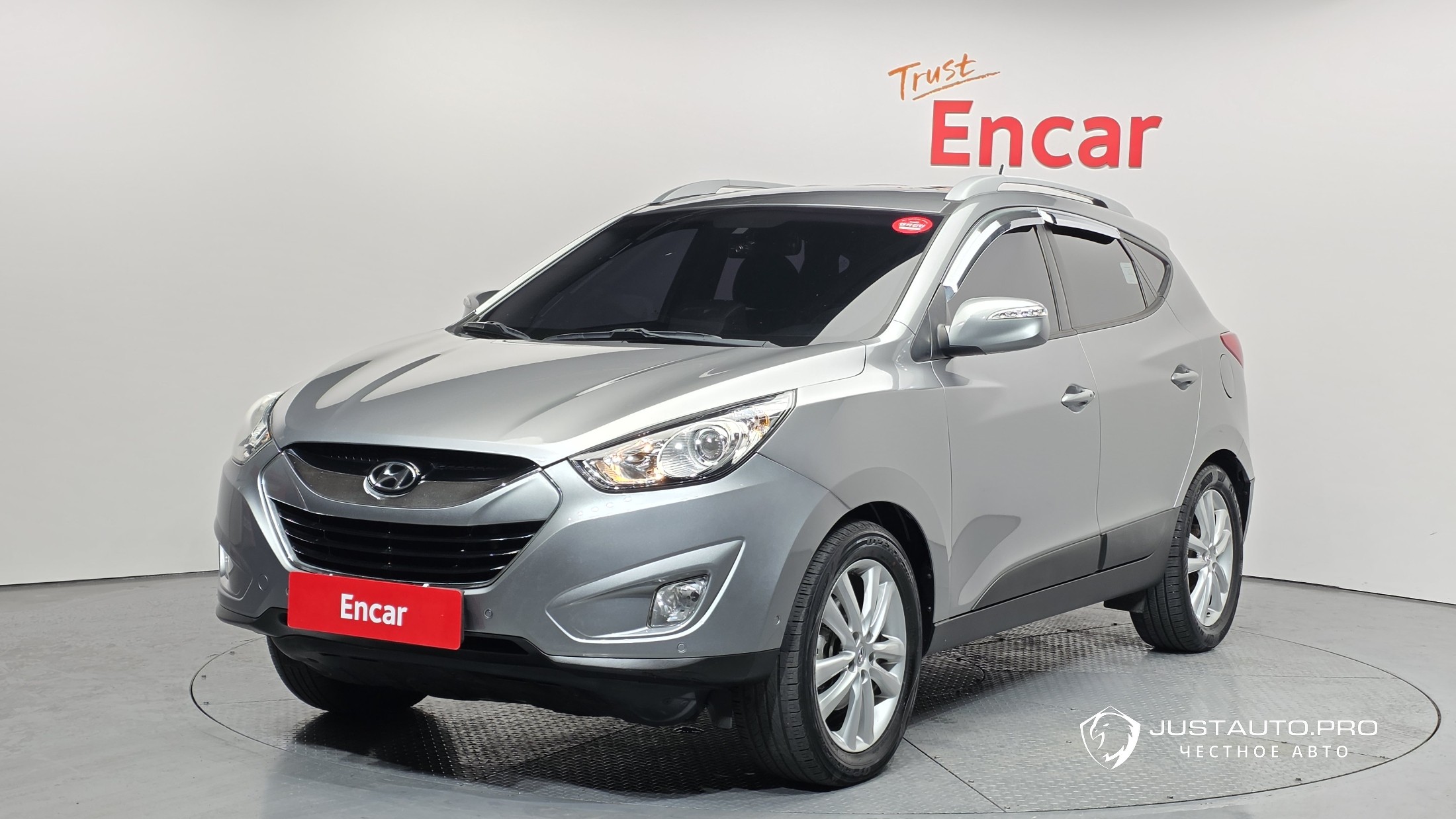 Автомобиль Hyundai Tucson