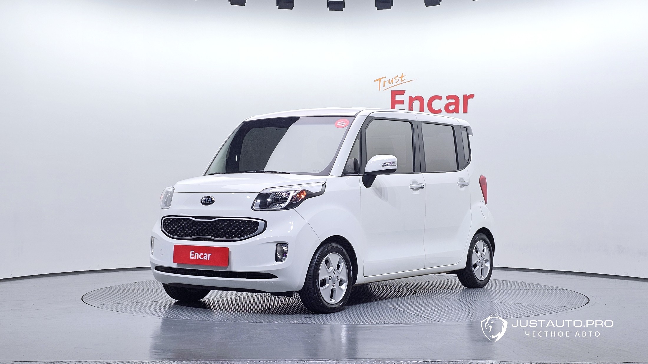 Автомобиль Kia RAY