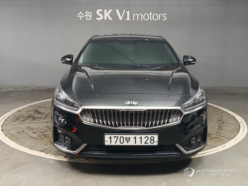 Автомобиль Kia K7