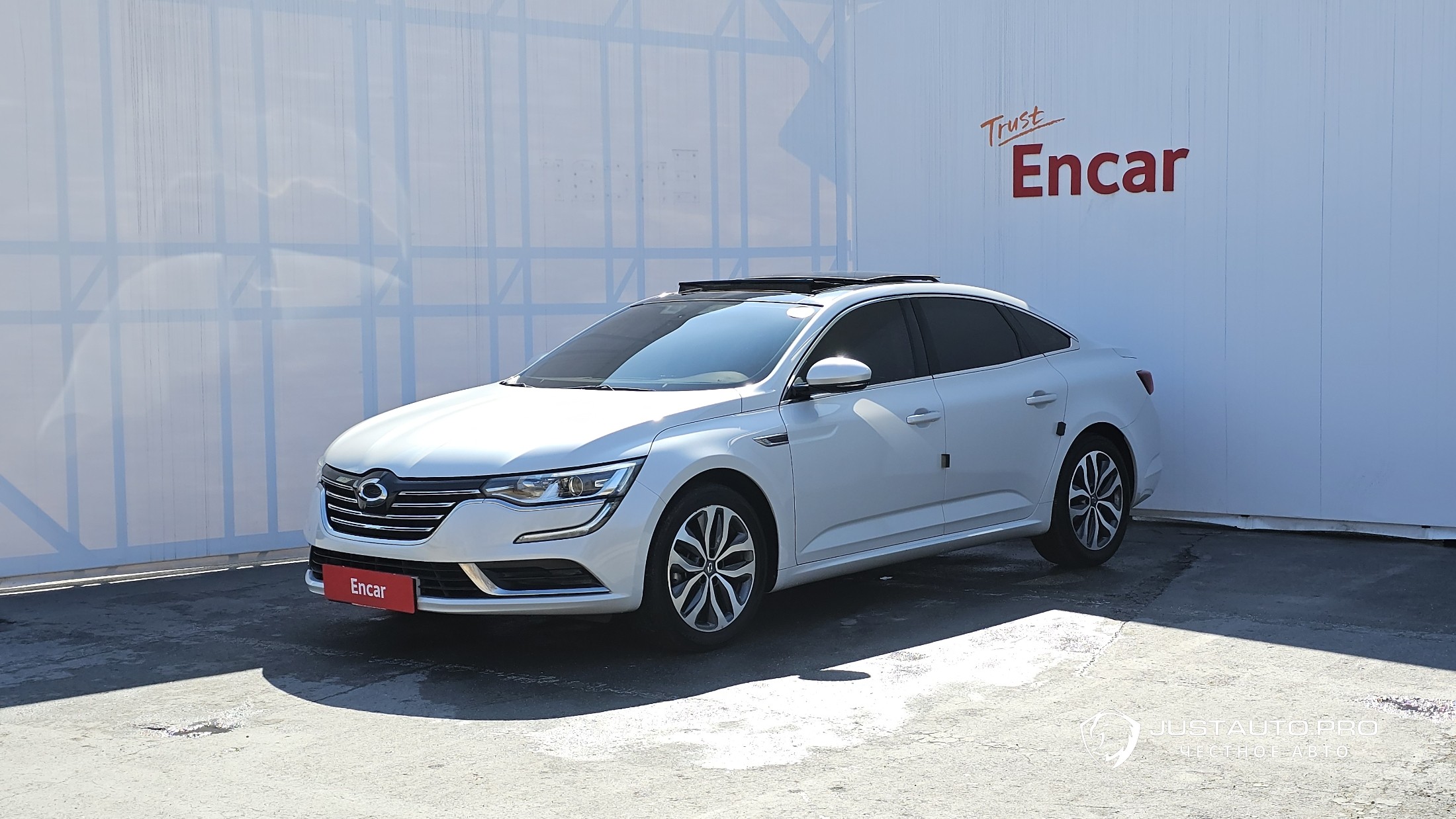 Автомобиль Renault-KoreaSamsung SM6