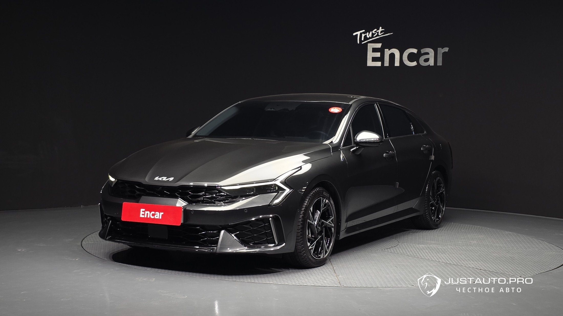 Автомобиль Kia K5