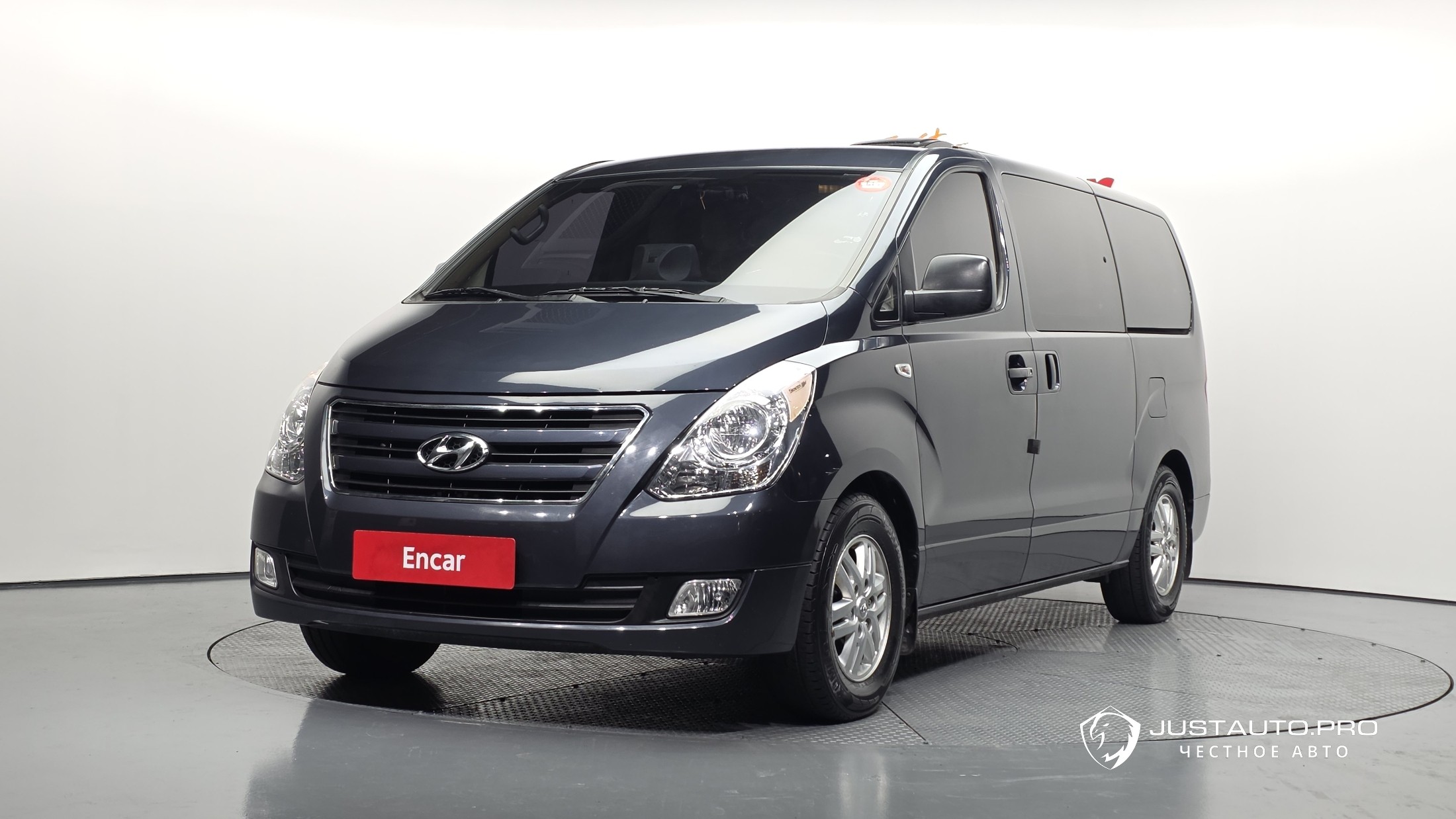 Автомобиль Hyundai Starex