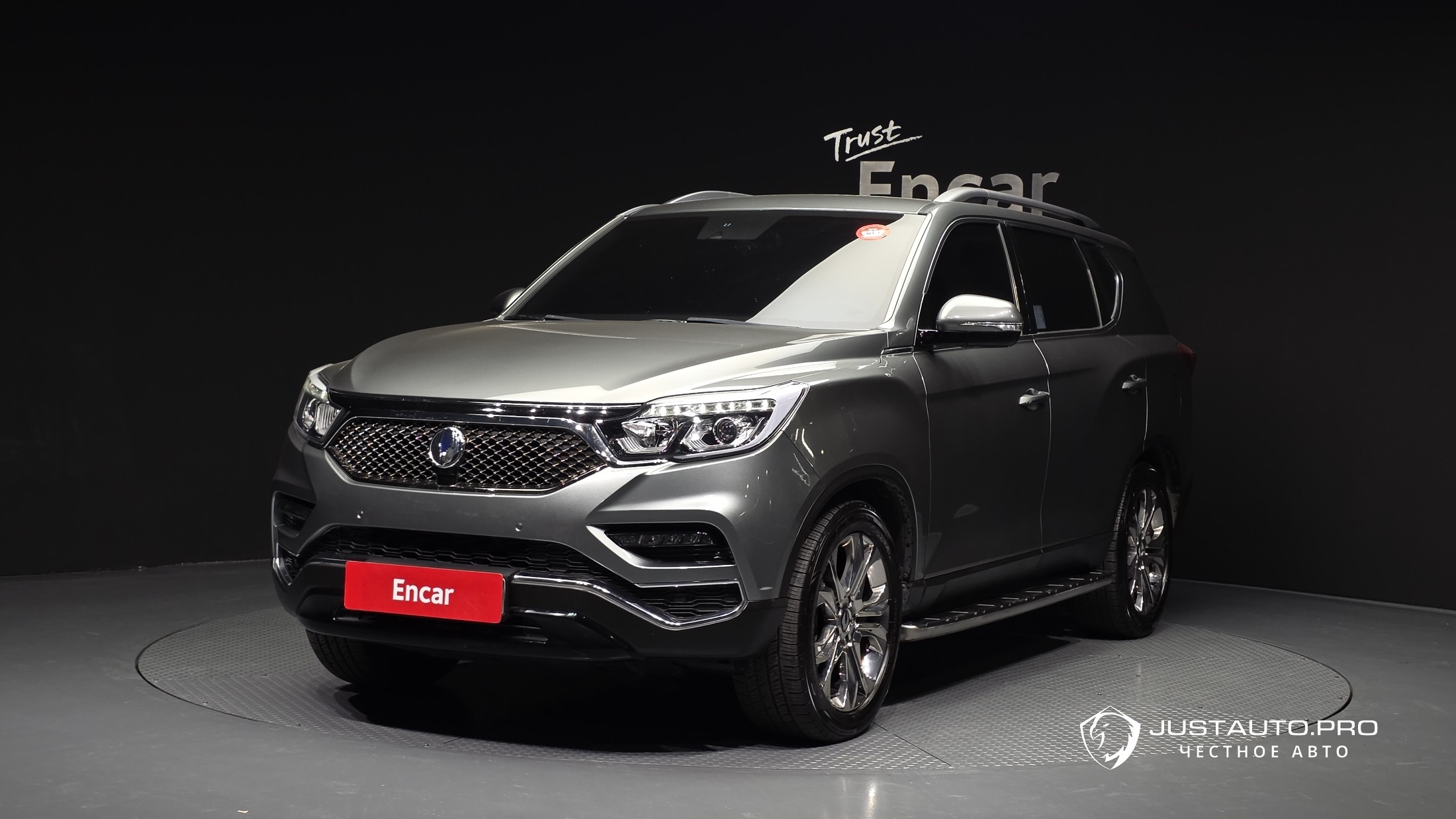 Автомобиль KG_Mobility_Ssangyong Rexton