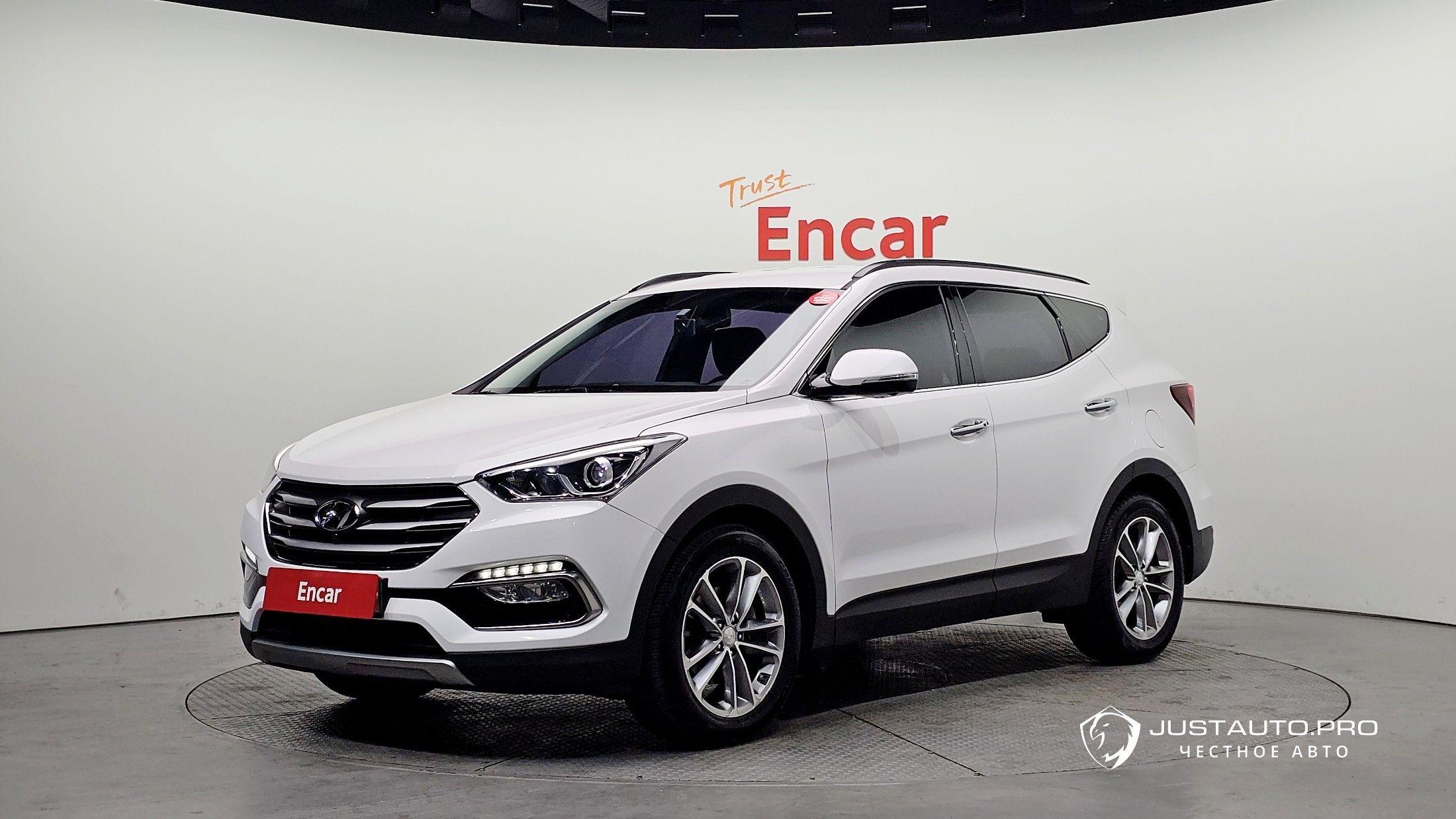 Автомобиль Hyundai Santafe