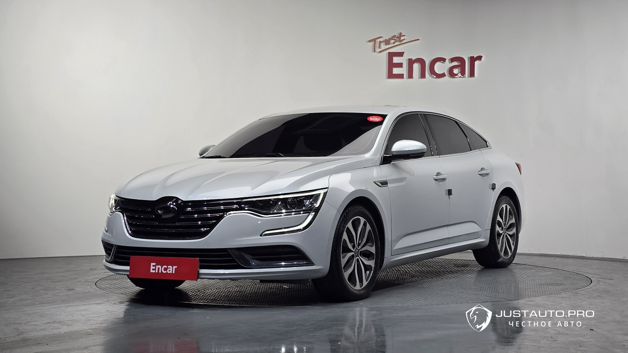 Автомобиль Renault-KoreaSamsung SM6
