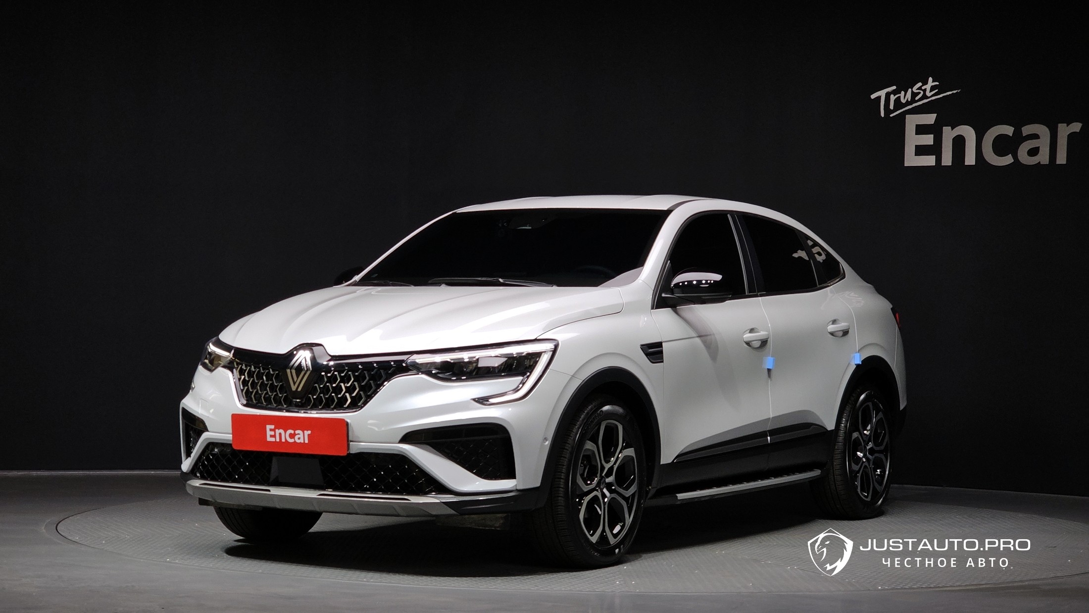 Автомобиль Renault-KoreaSamsung Arkana