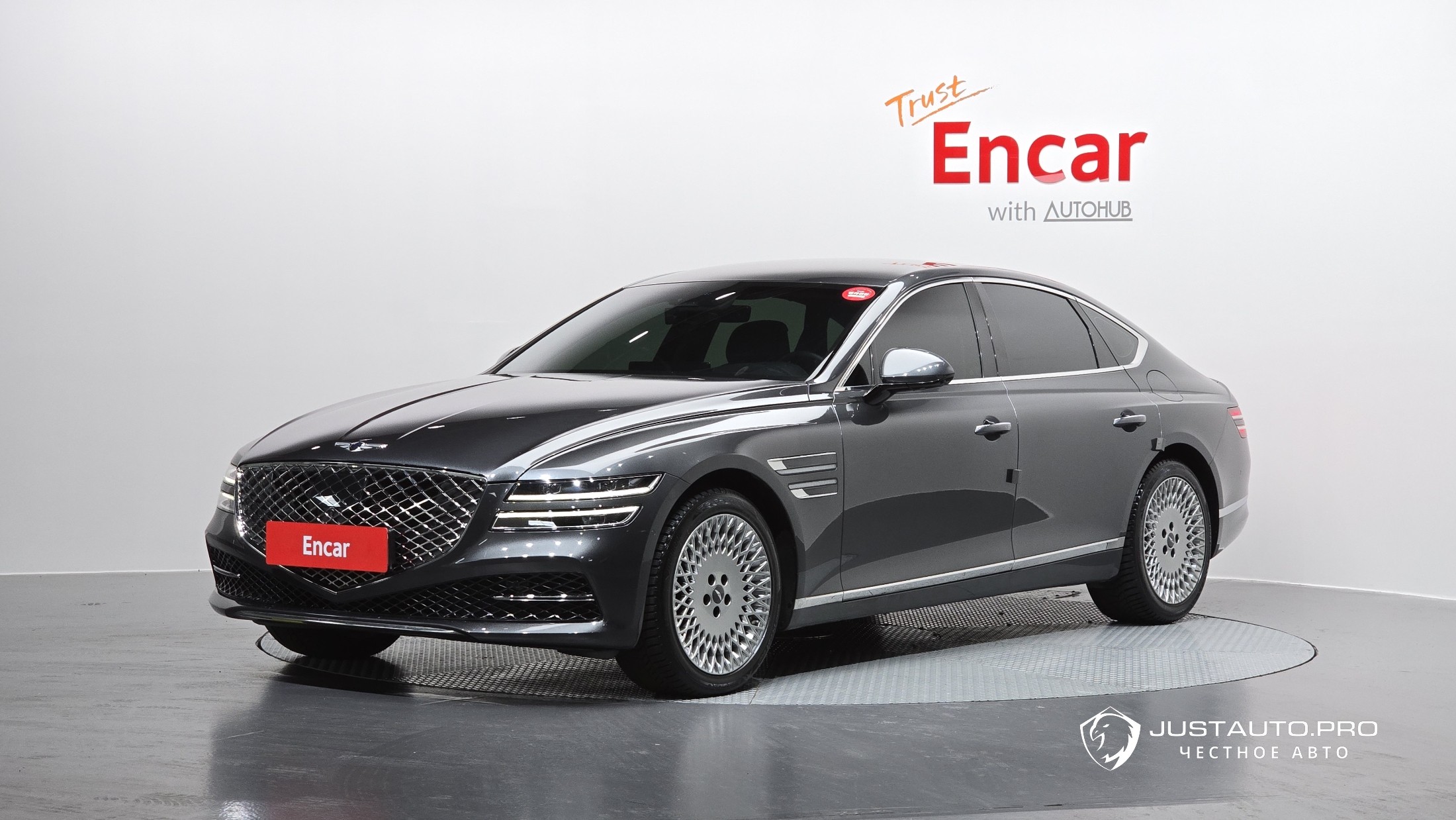 Автомобиль Genesis G80