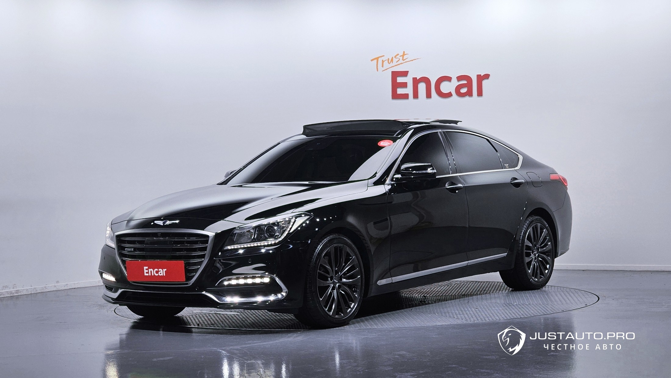 Автомобиль Genesis G80