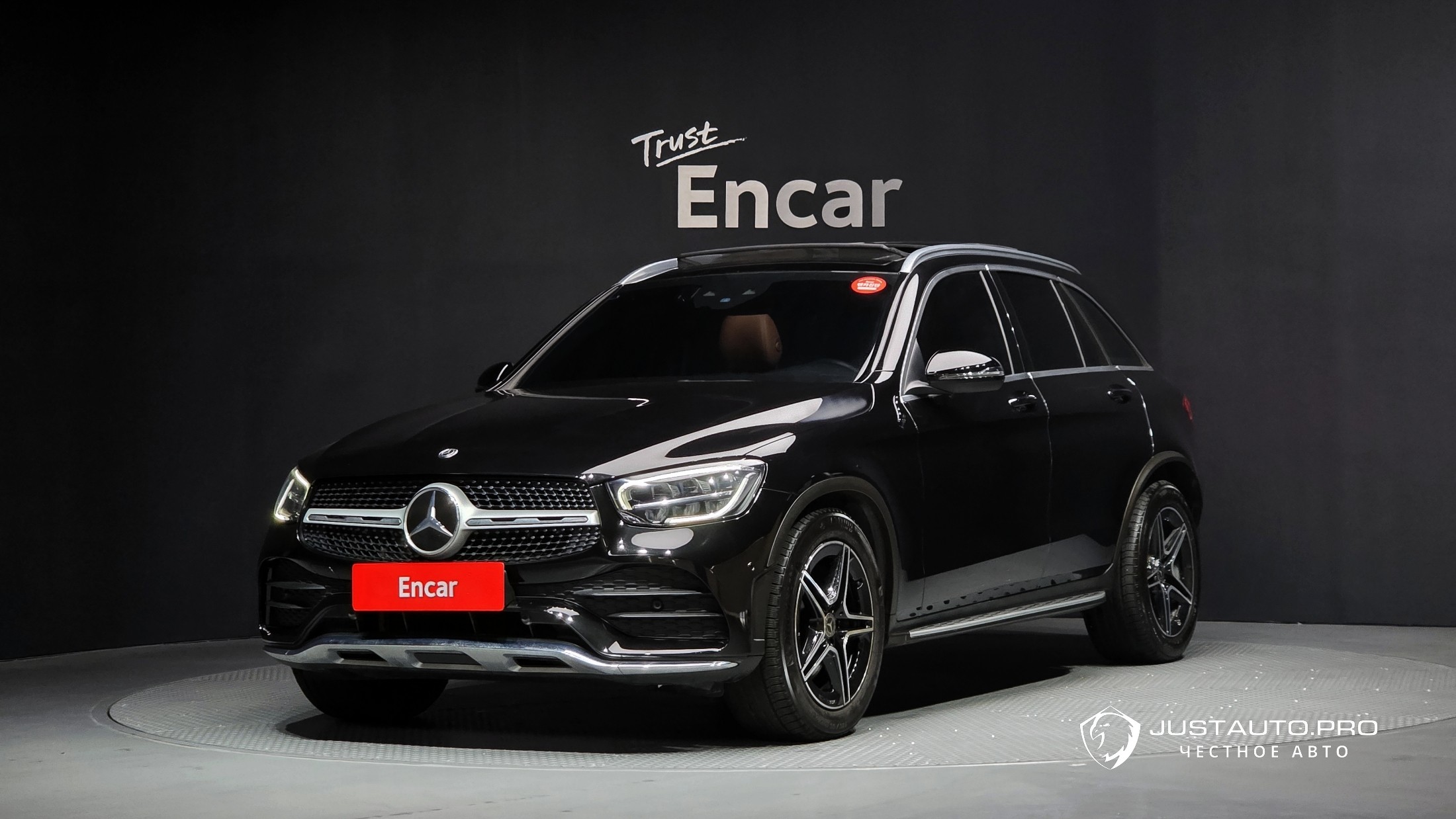 Автомобиль Mercedes-Benz GLC-Class