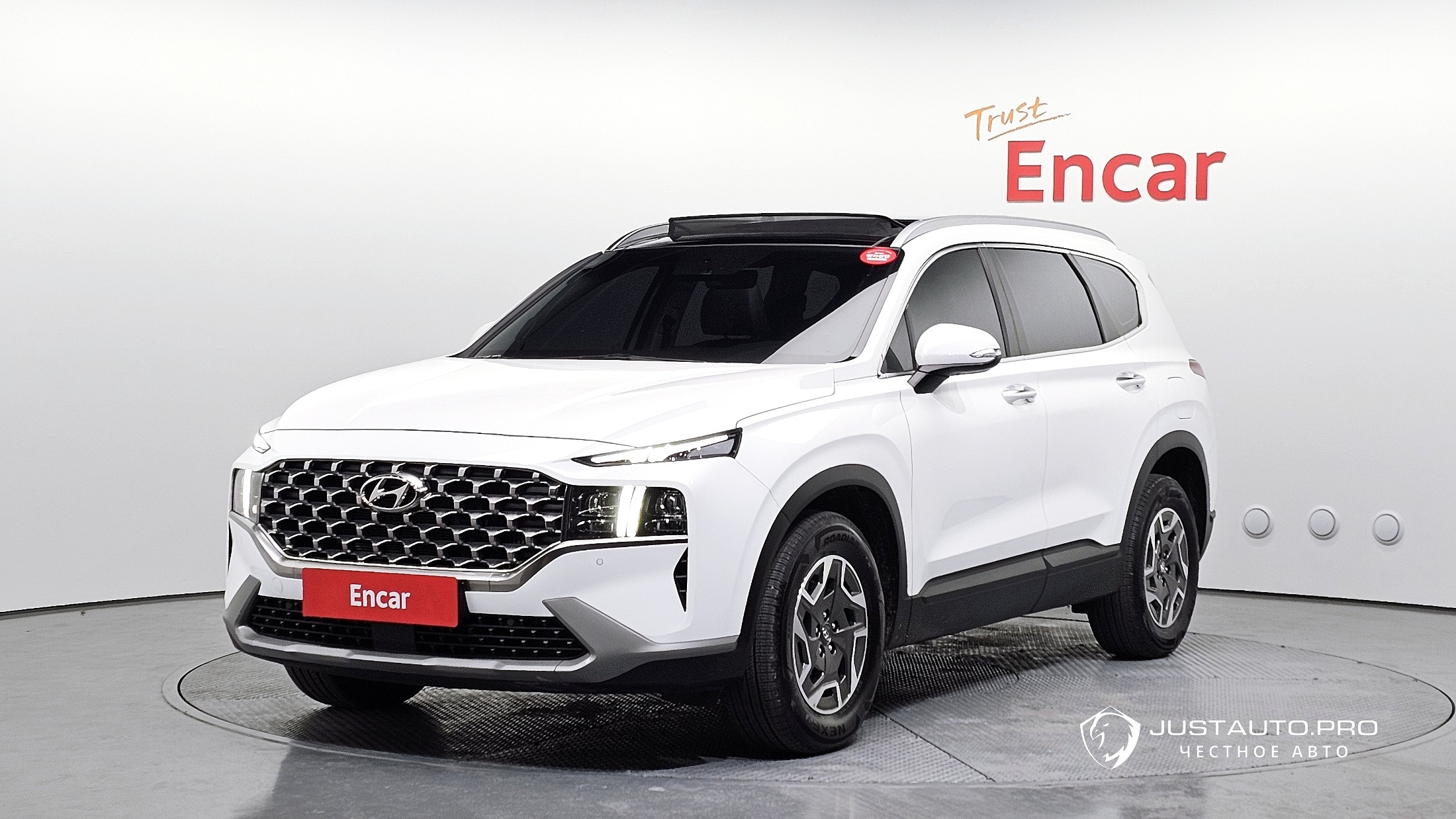 Автомобиль Hyundai Santafe