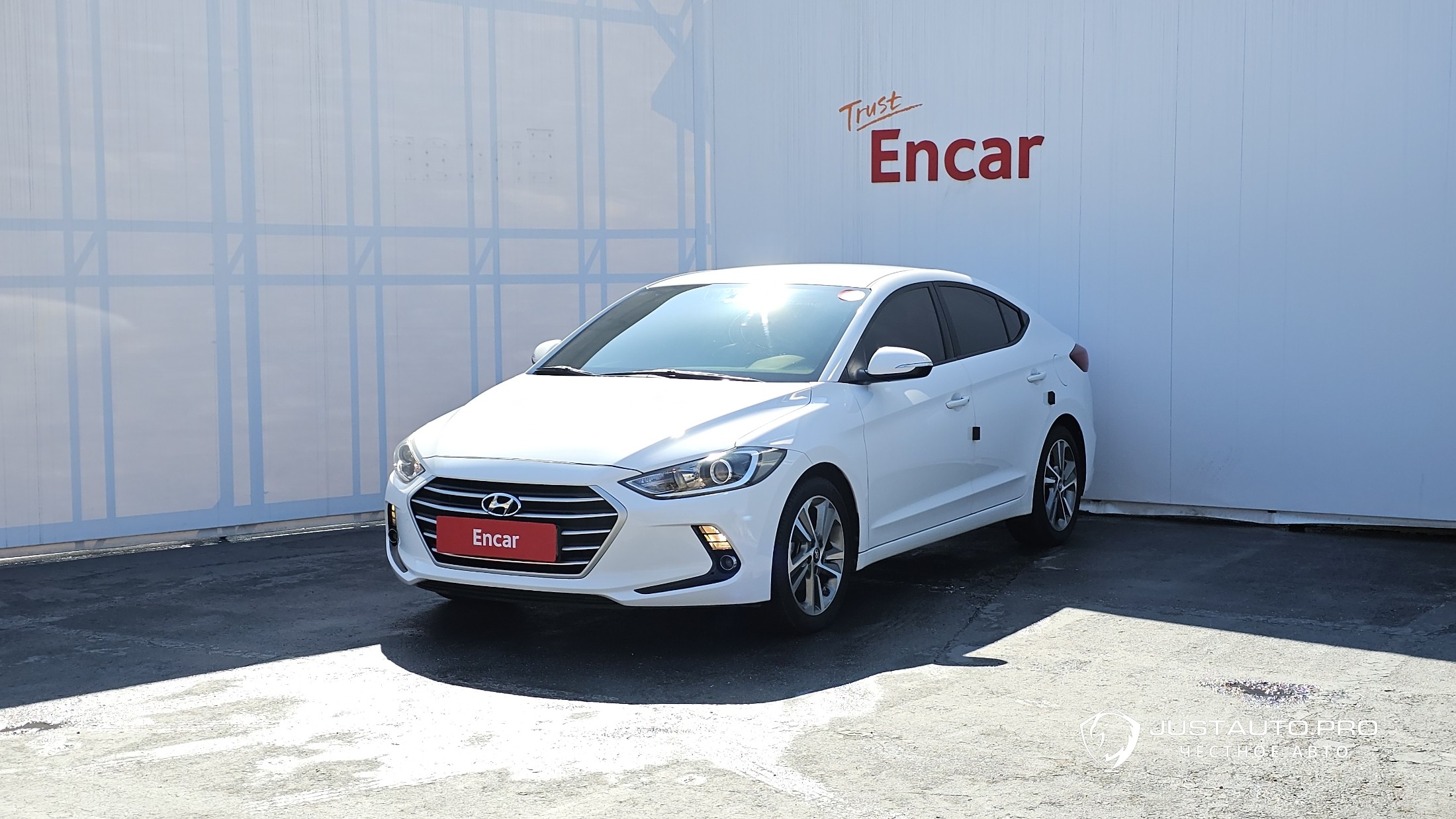 Автомобиль Hyundai AVANTE