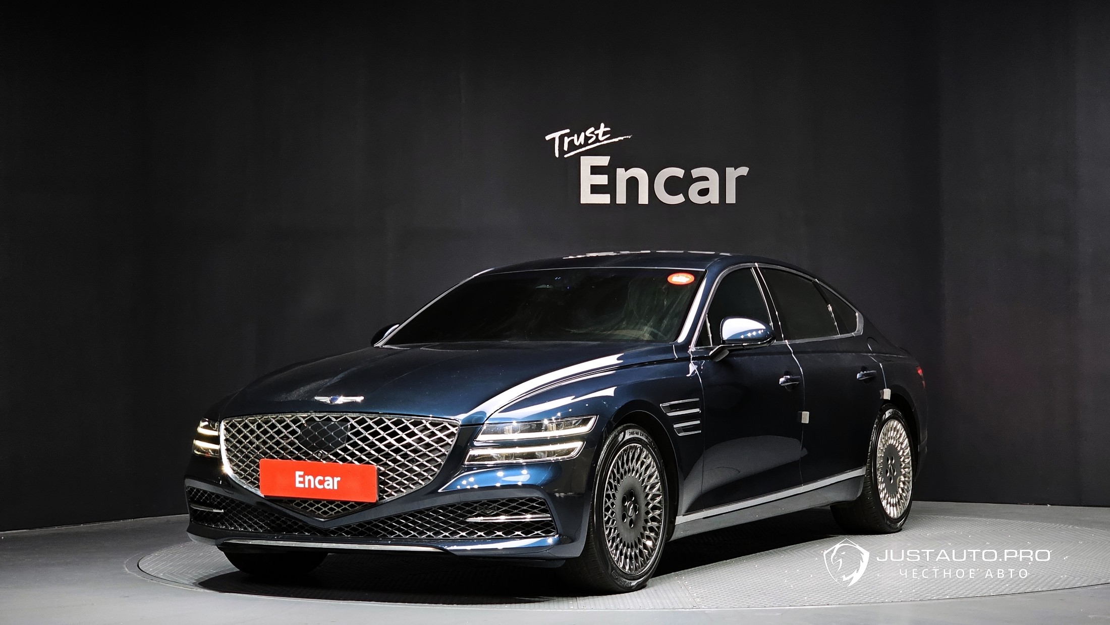 Автомобиль Genesis G80