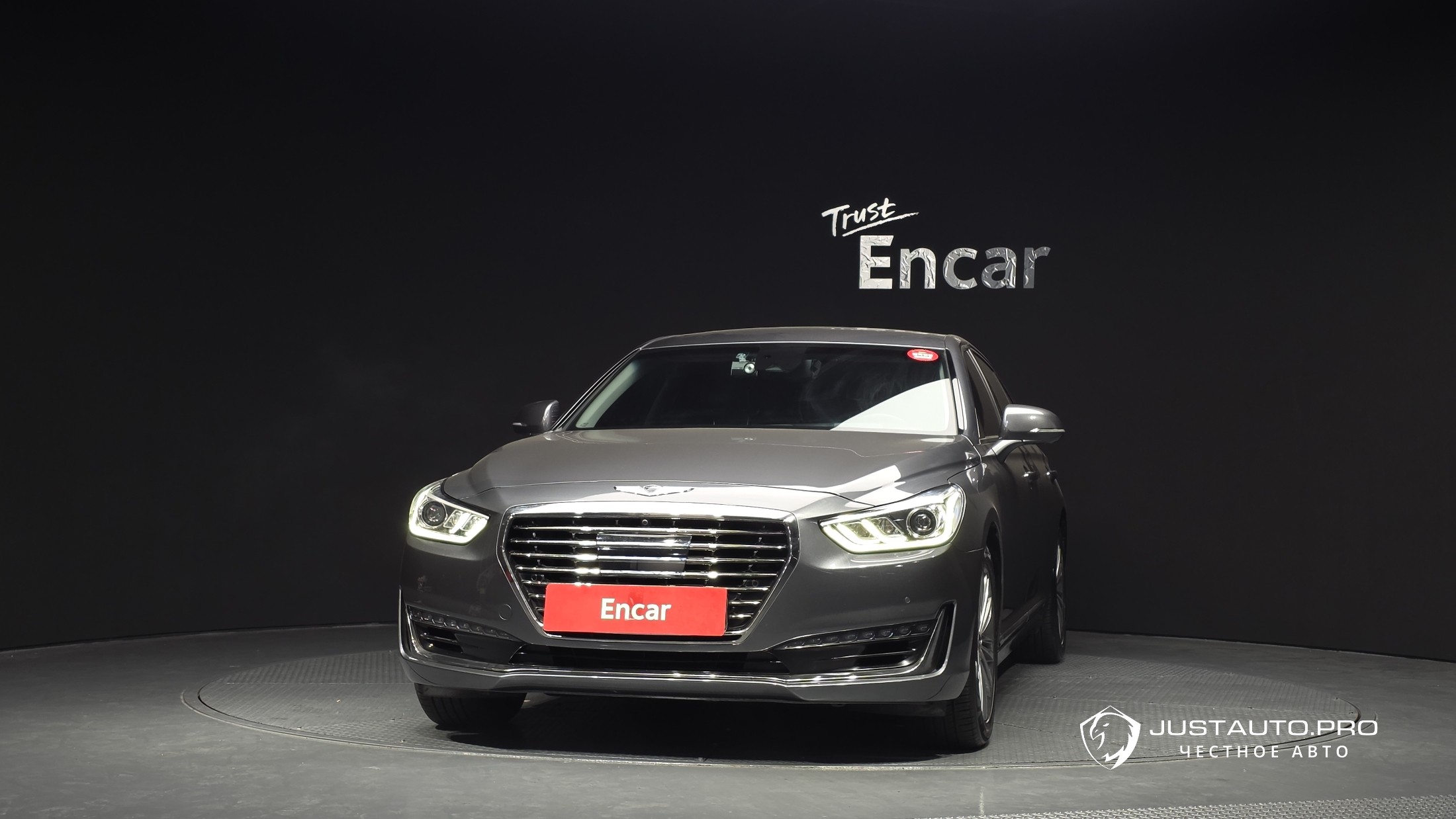 Автомобиль Genesis EQ900