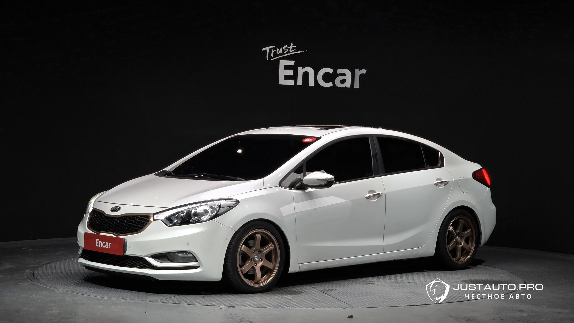 Автомобиль Kia K3