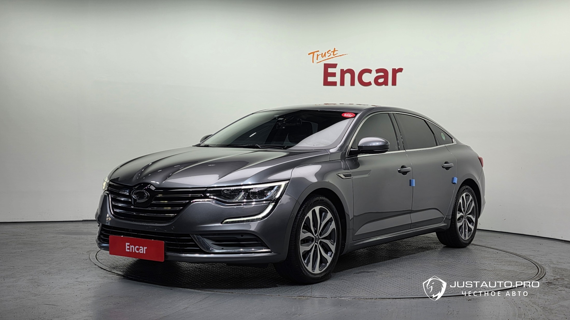 Автомобиль Renault-KoreaSamsung SM6