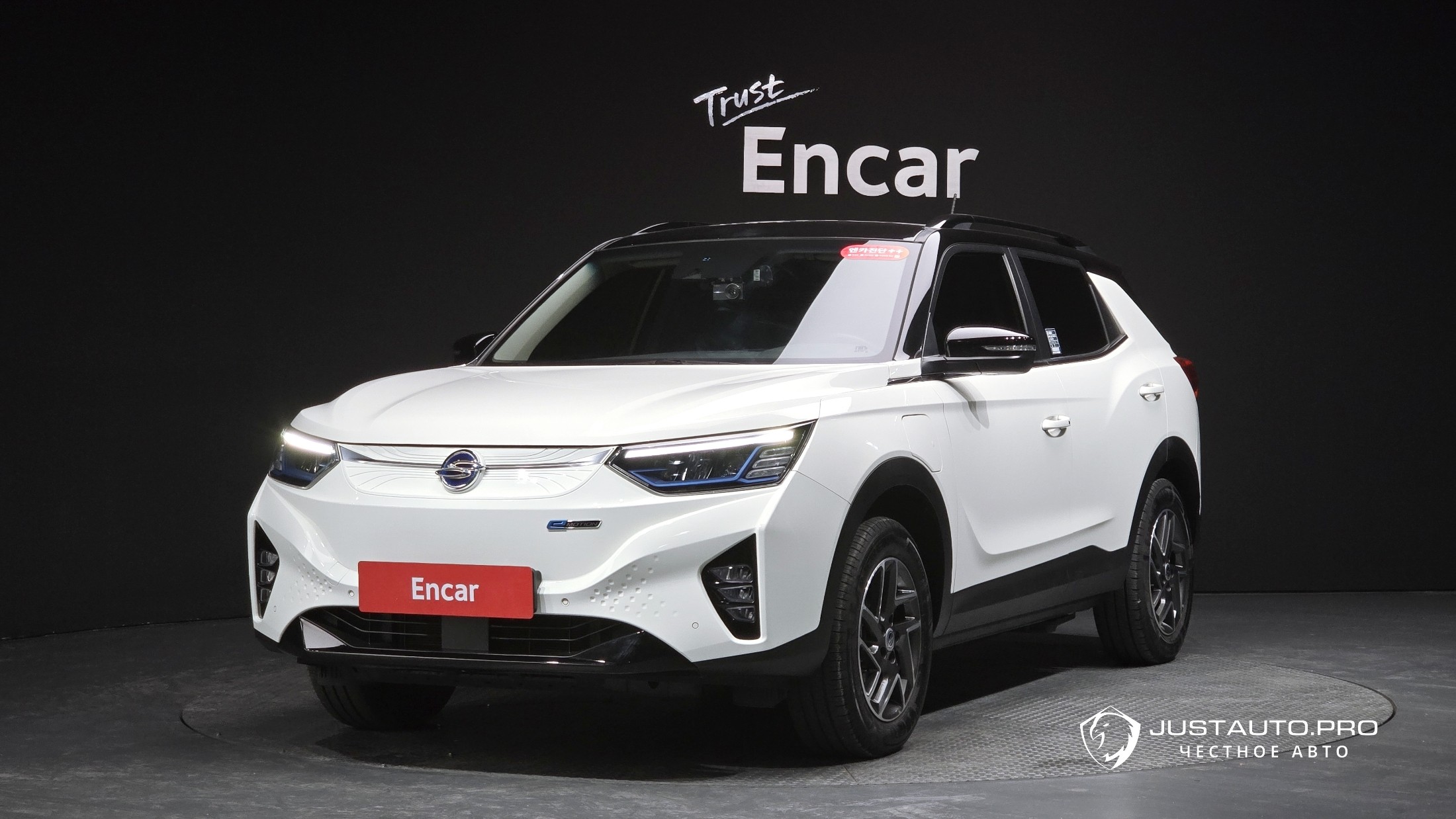 Автомобиль KG_Mobility_Ssangyong KORANDO