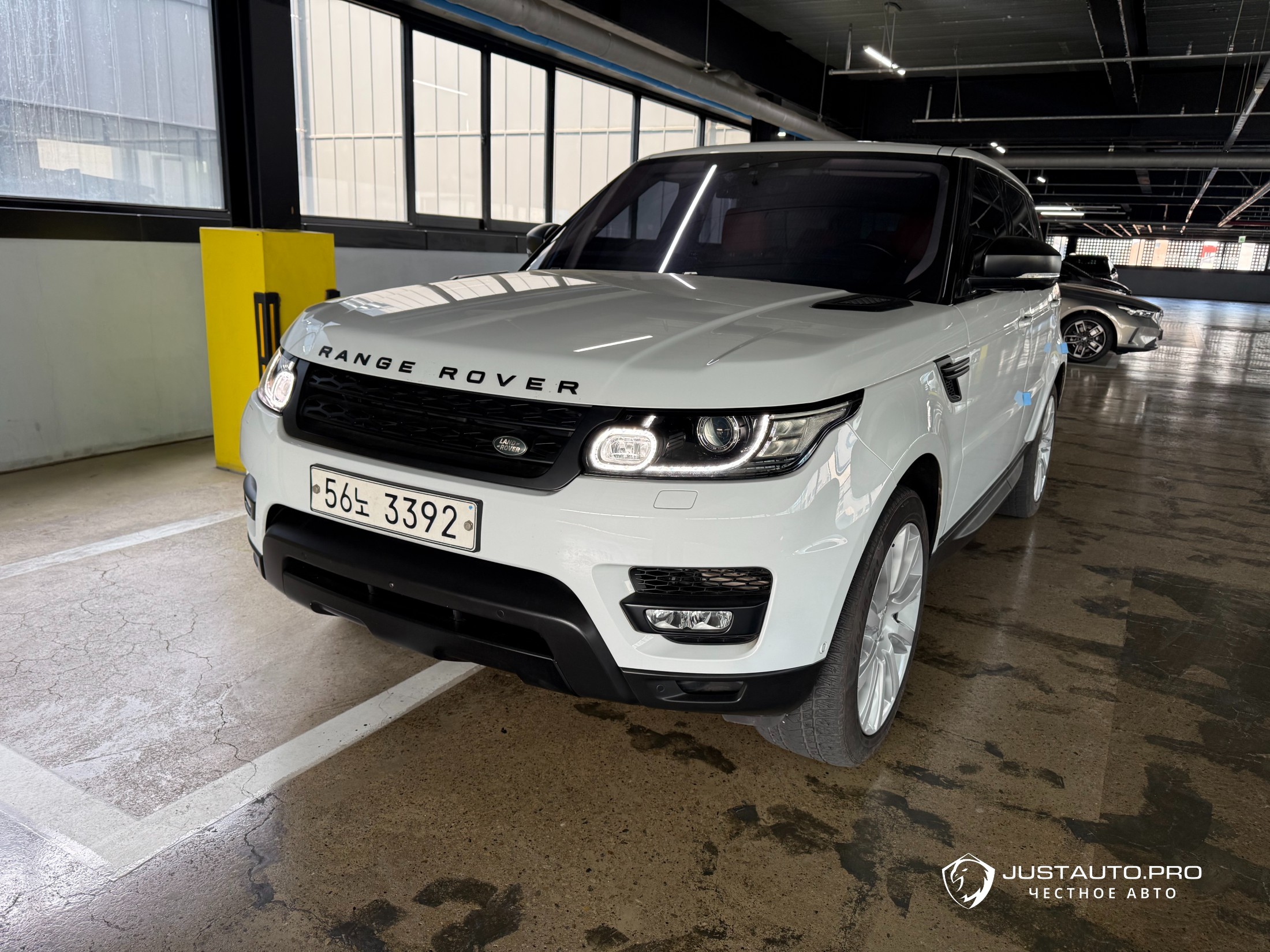 Автомобиль Land Rover Range Rover Sport