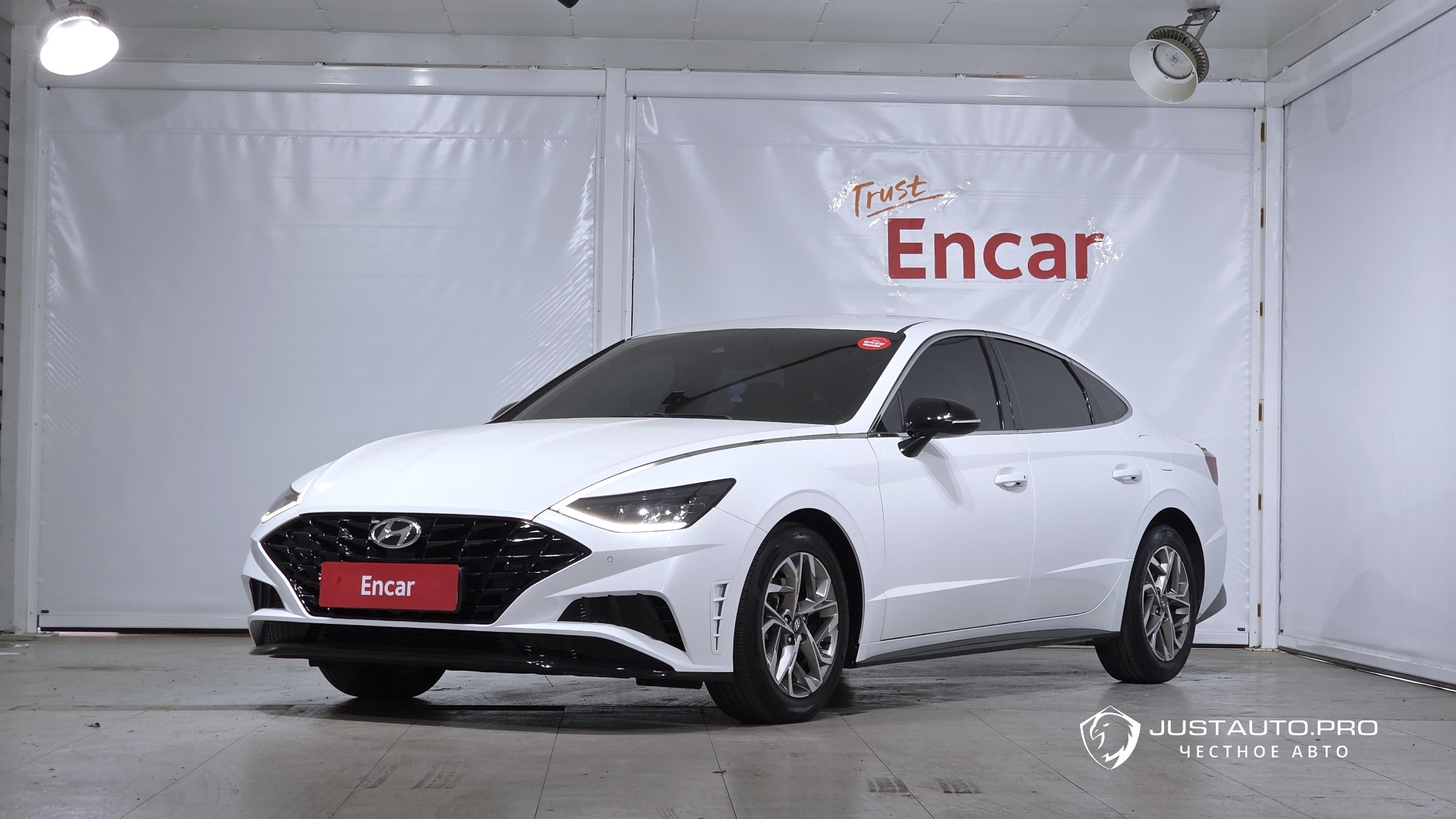 Автомобиль Hyundai Sonata