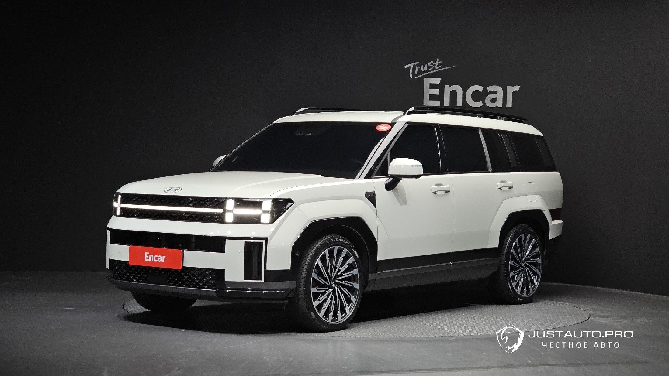 Автомобиль Hyundai Santafe