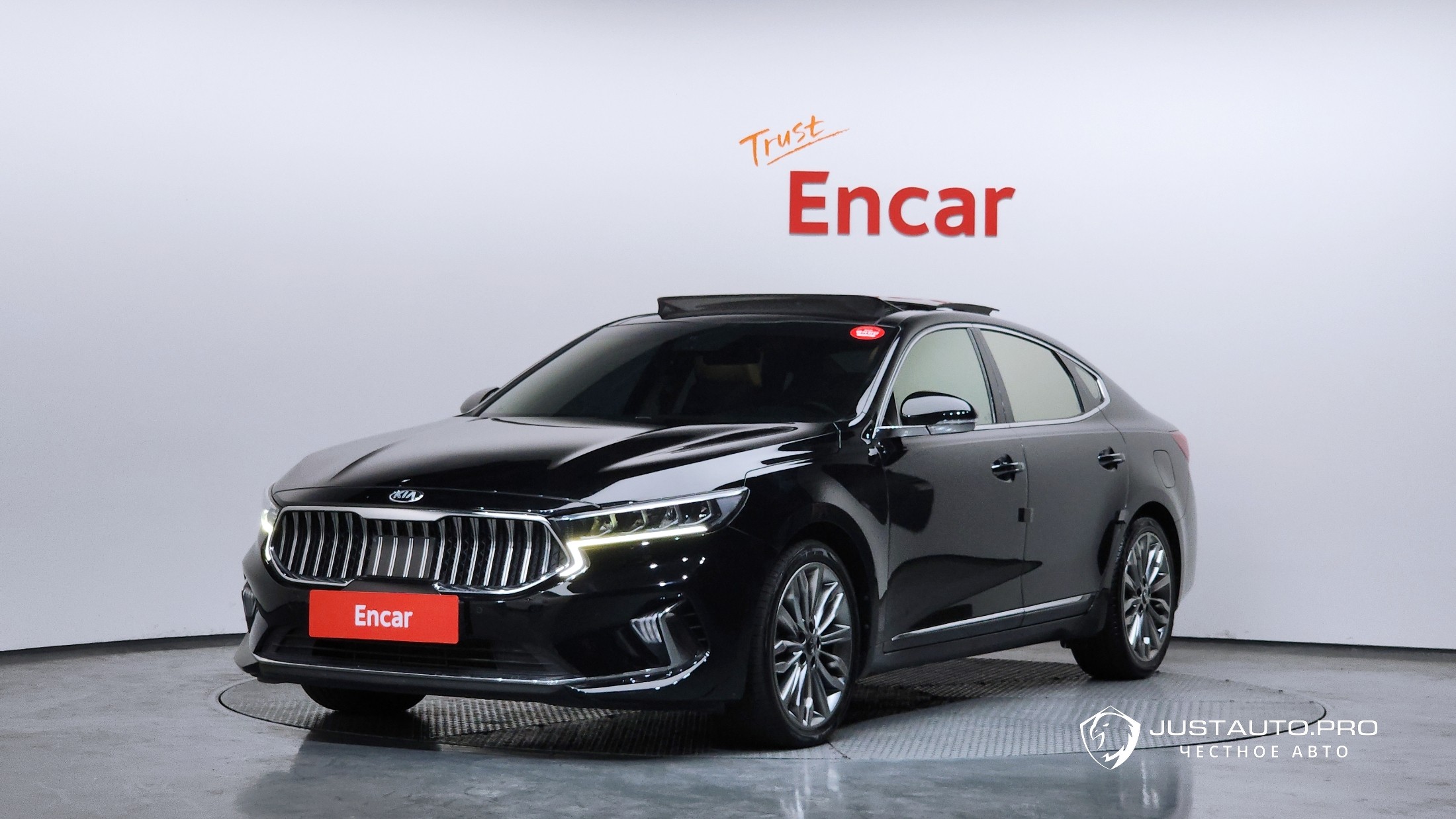 Автомобиль Kia K7