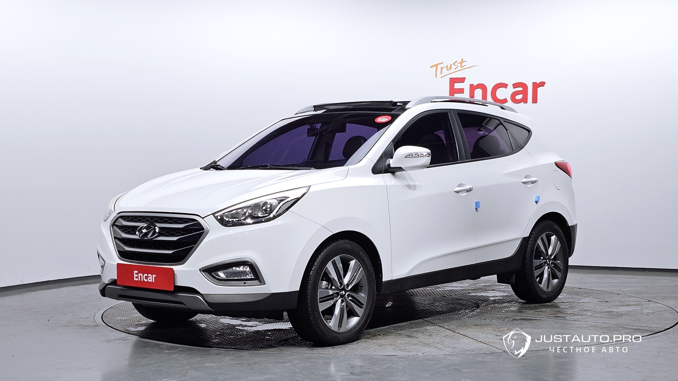 Автомобиль Hyundai Tucson