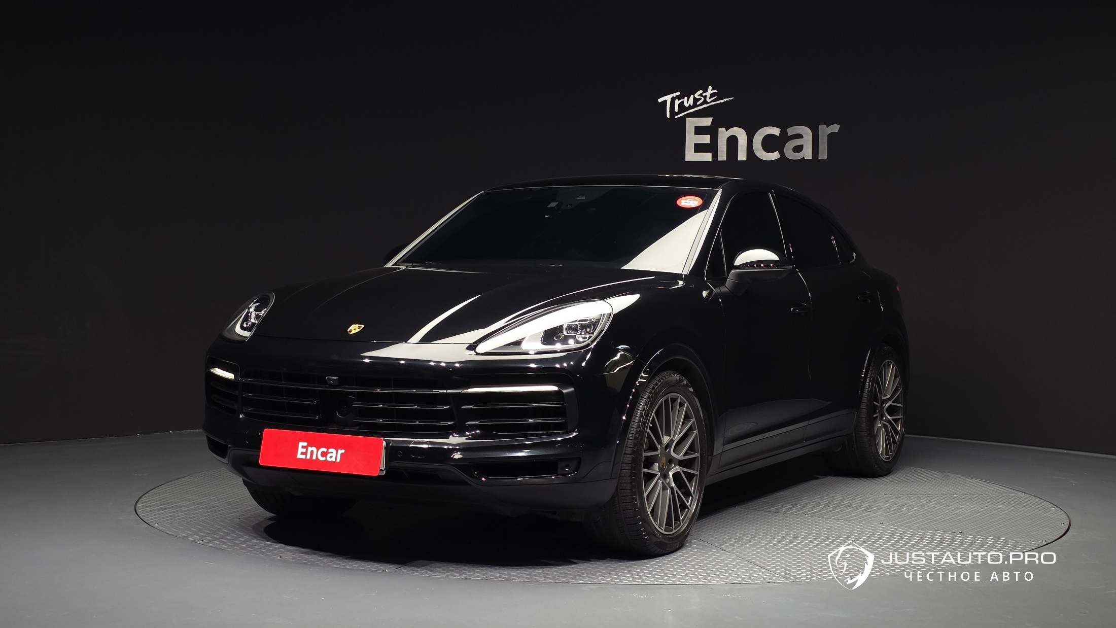 Автомобиль Porsche Cayenne