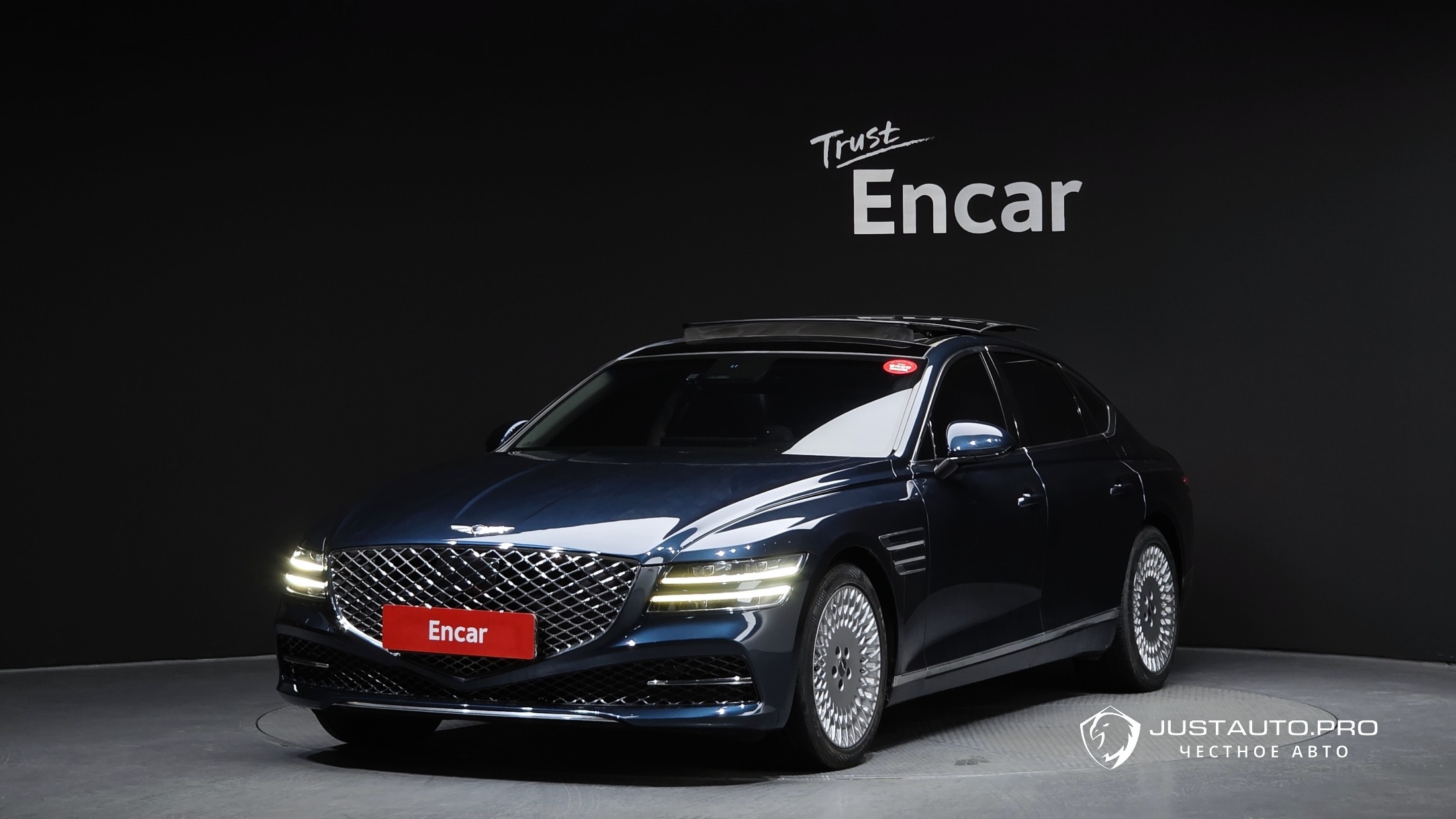 Автомобиль Genesis G80