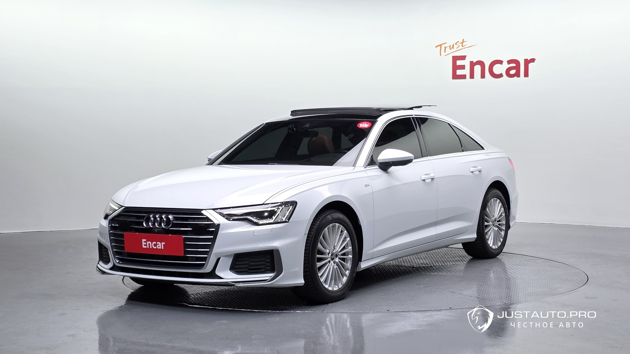 Автомобиль Audi A6