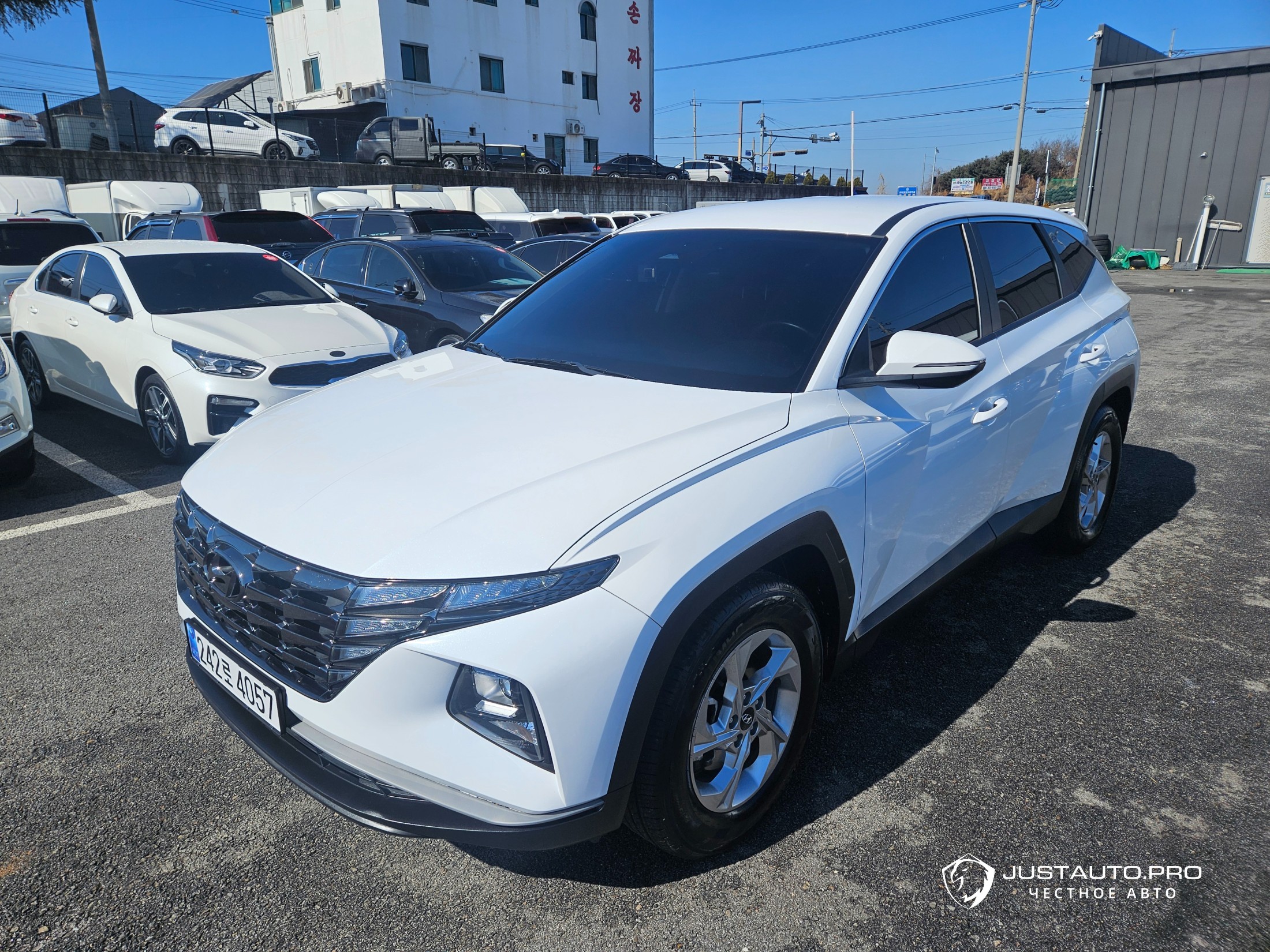 Автомобиль Hyundai Tucson
