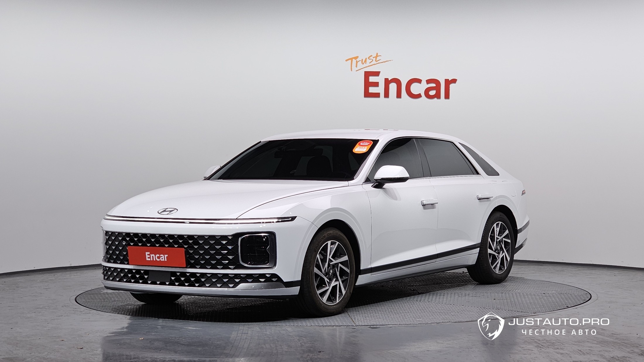 Автомобиль Hyundai Grandeur