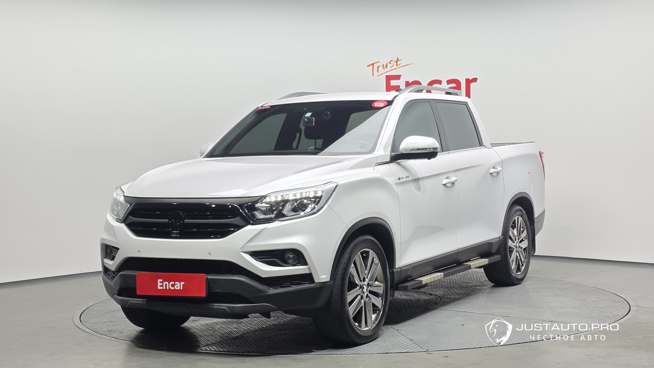 Автомобиль KG_Mobility_Ssangyong Rexton