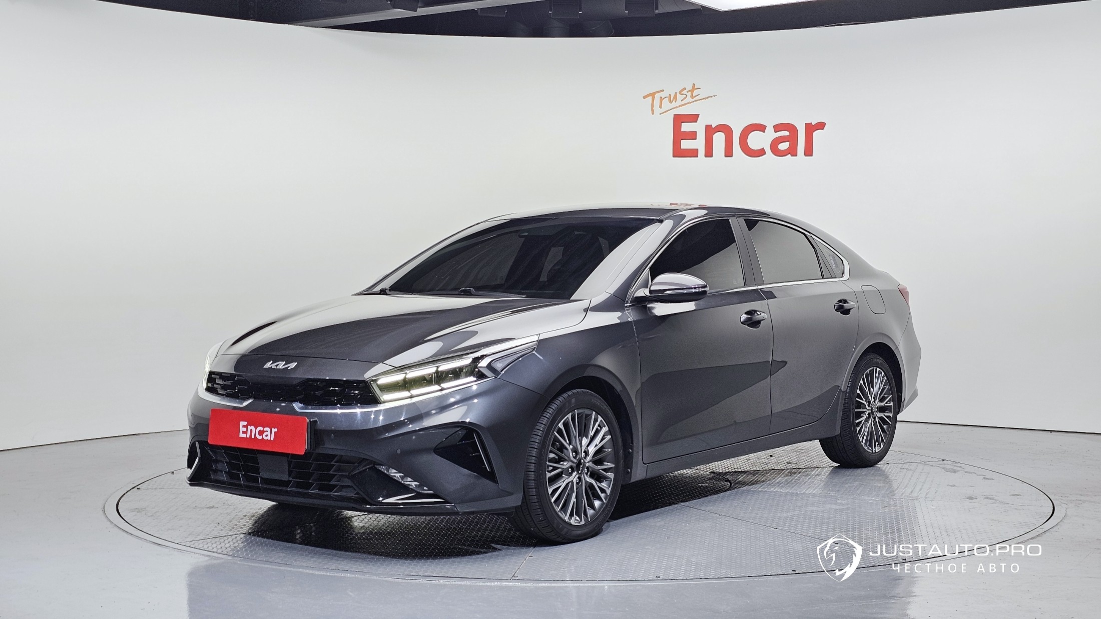 Автомобиль Kia K3