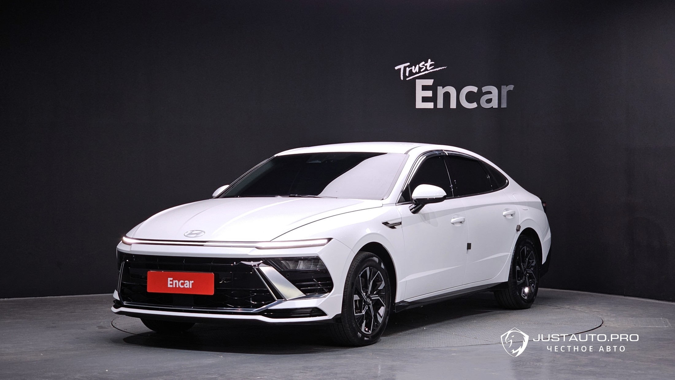 Автомобиль Hyundai Sonata