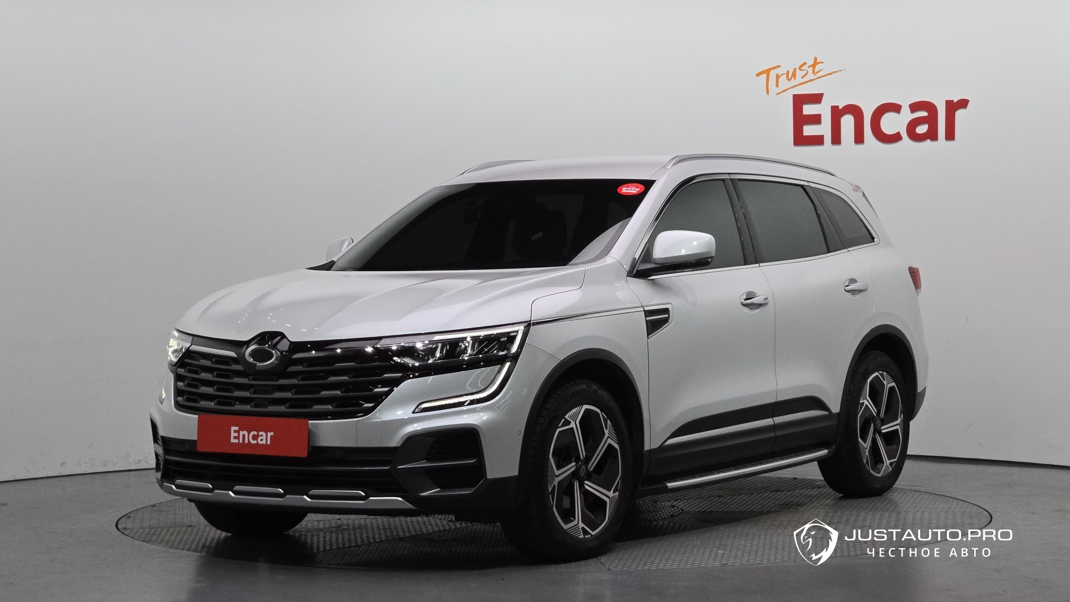 Автомобиль Renault-KoreaSamsung QM6