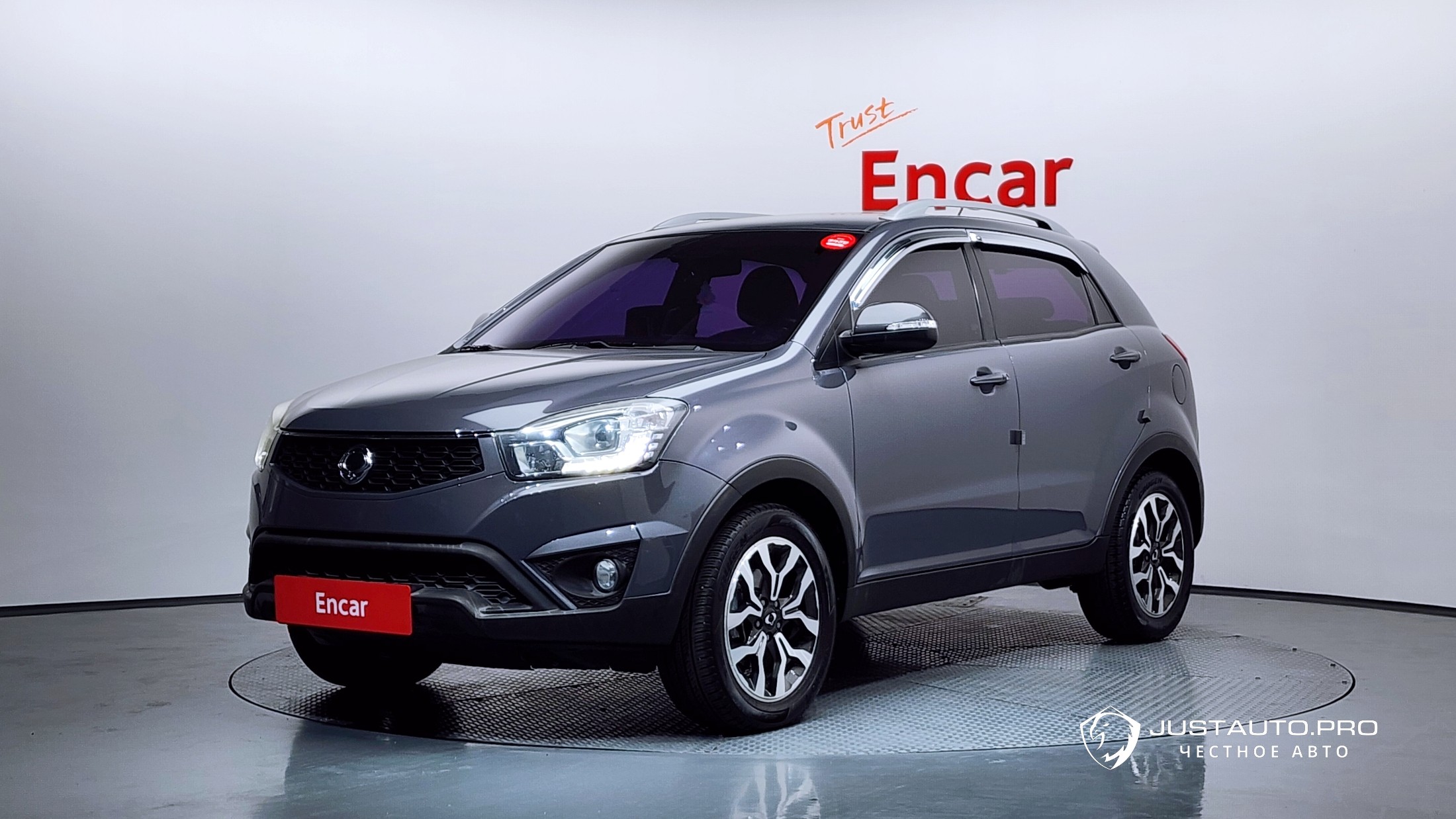 Автомобиль KG_Mobility_Ssangyong KORANDO