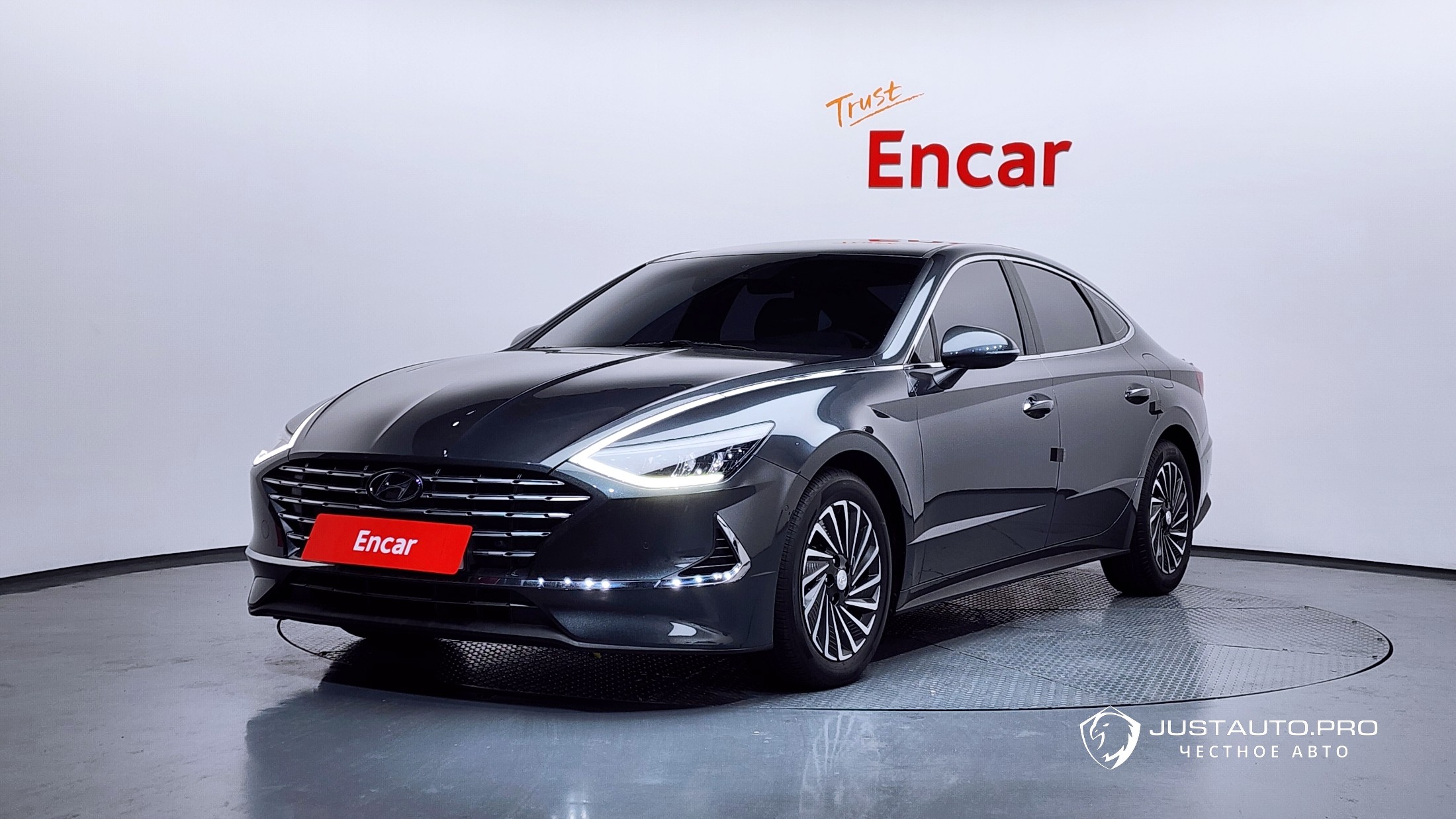 Автомобиль Hyundai Sonata
