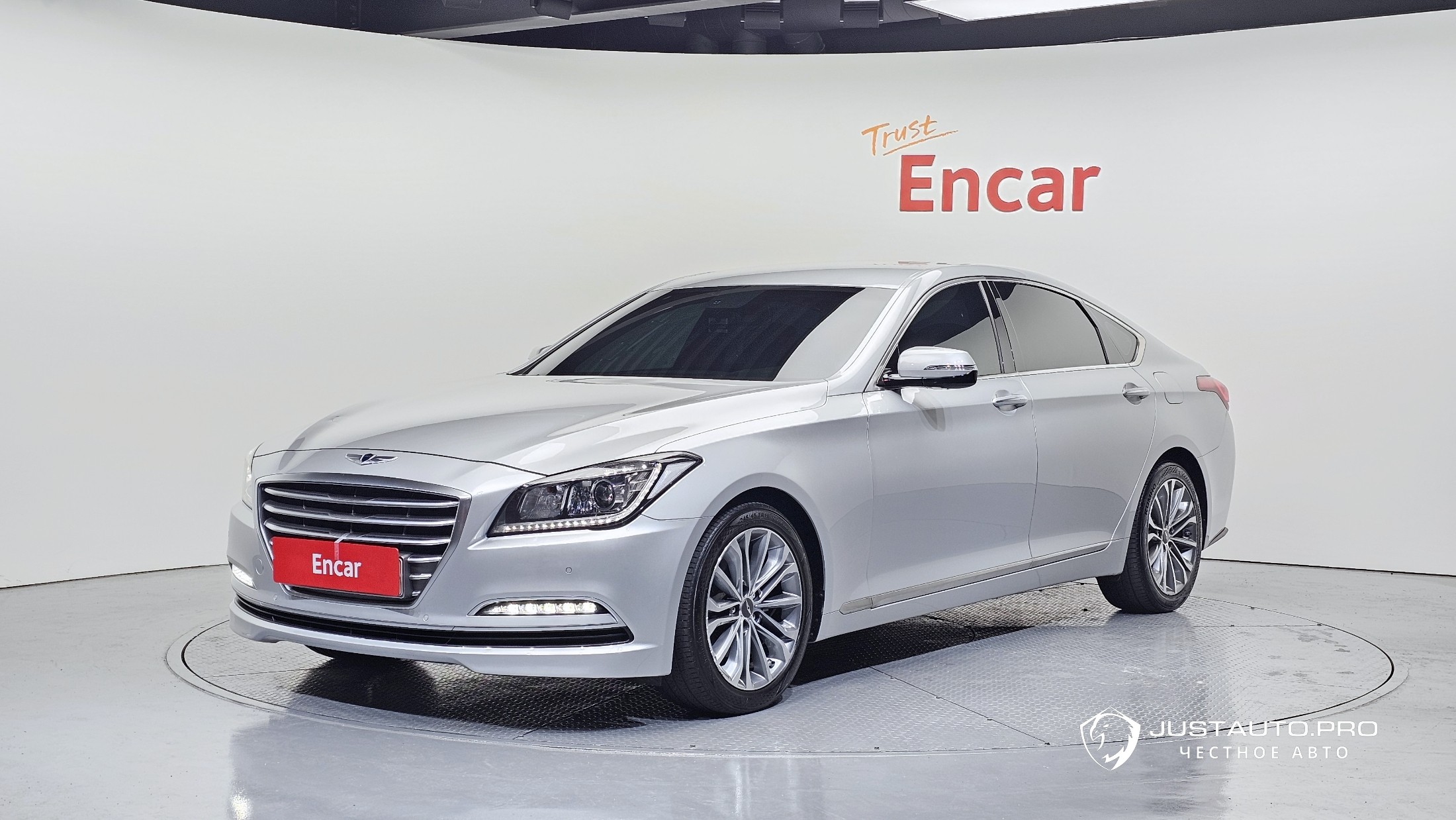 Автомобиль Hyundai Genesis