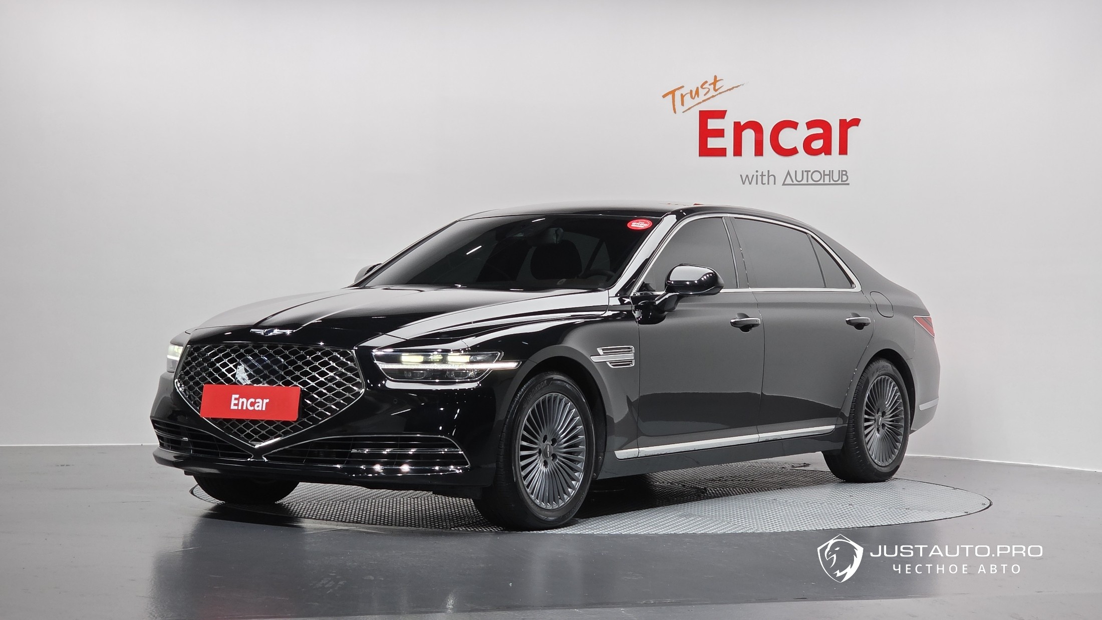Автомобиль Genesis G90