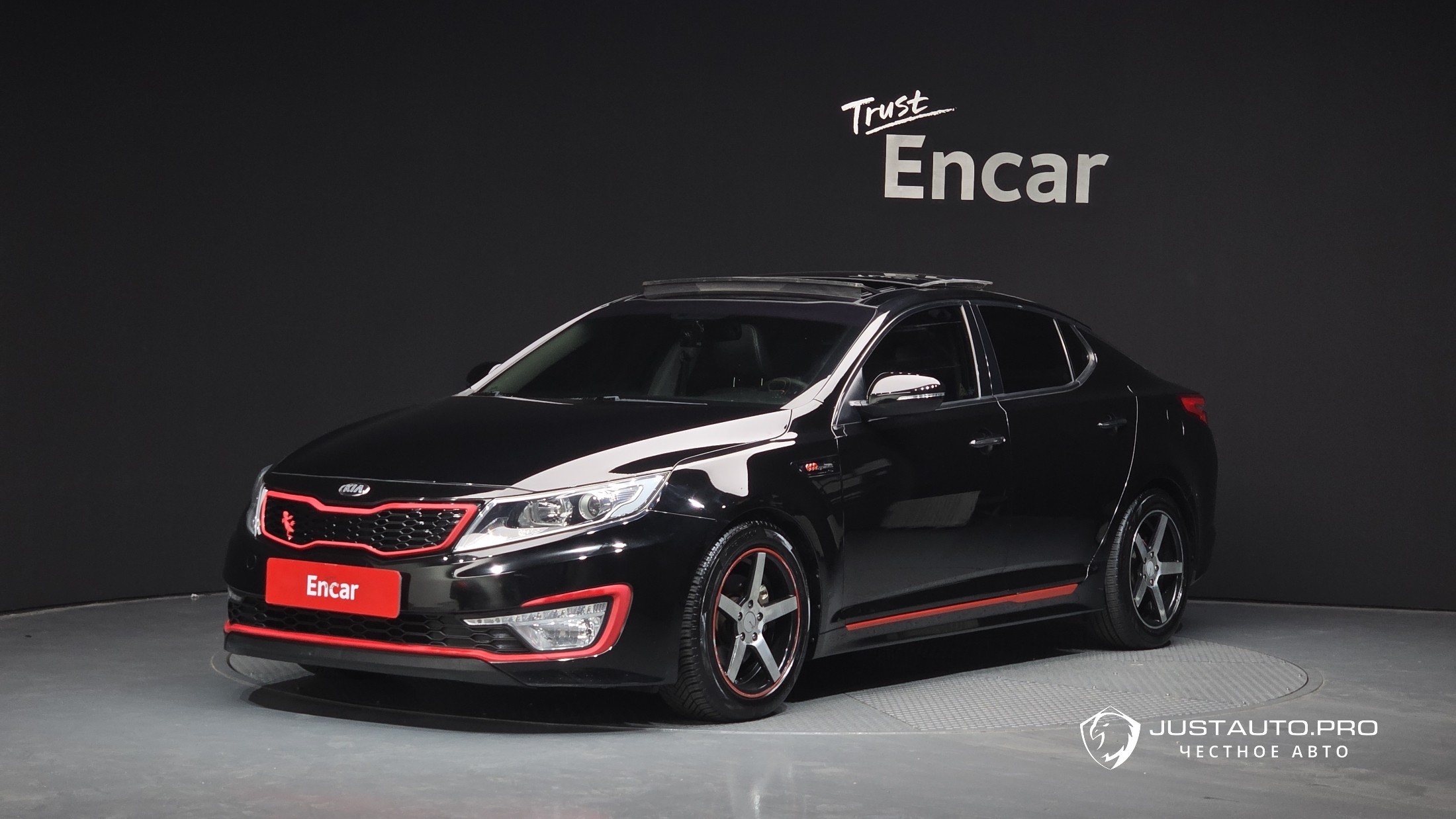 Автомобиль Kia K5