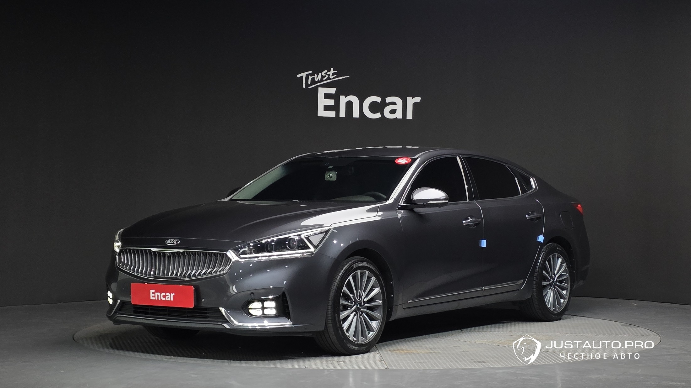 Автомобиль Kia K7