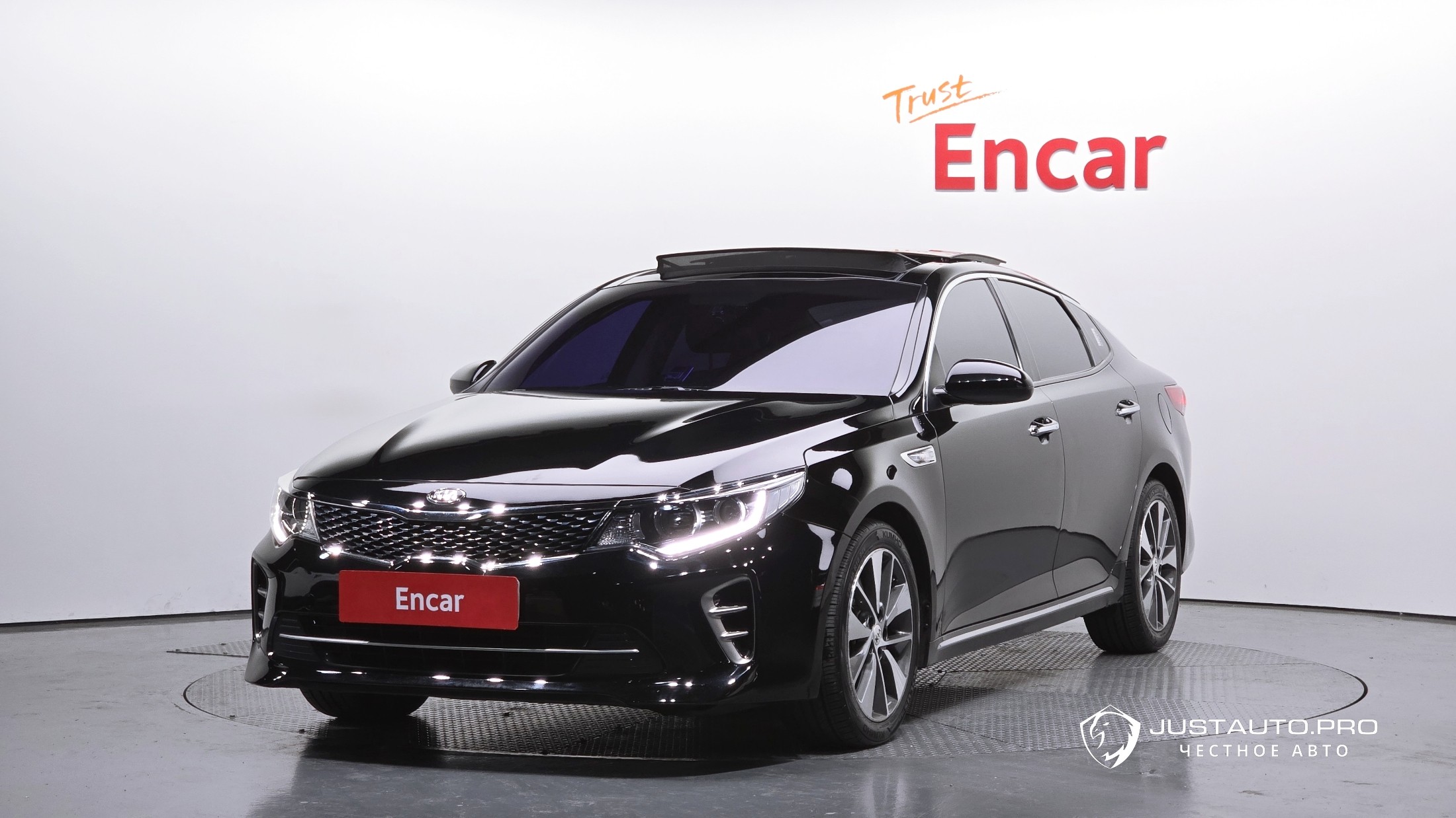Автомобиль Kia K5