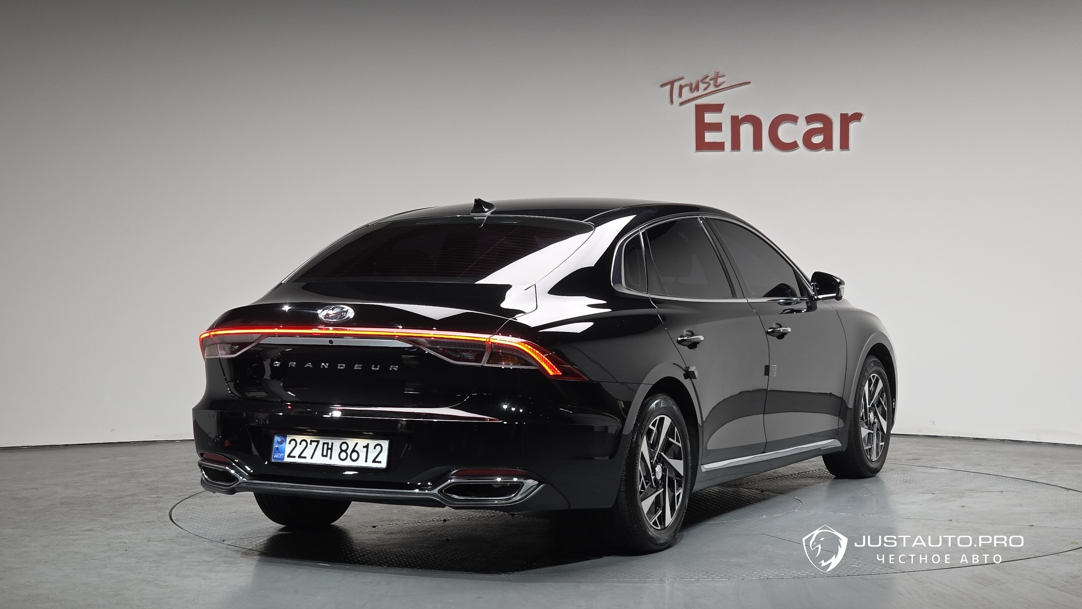 Автомобиль Hyundai Grandeur