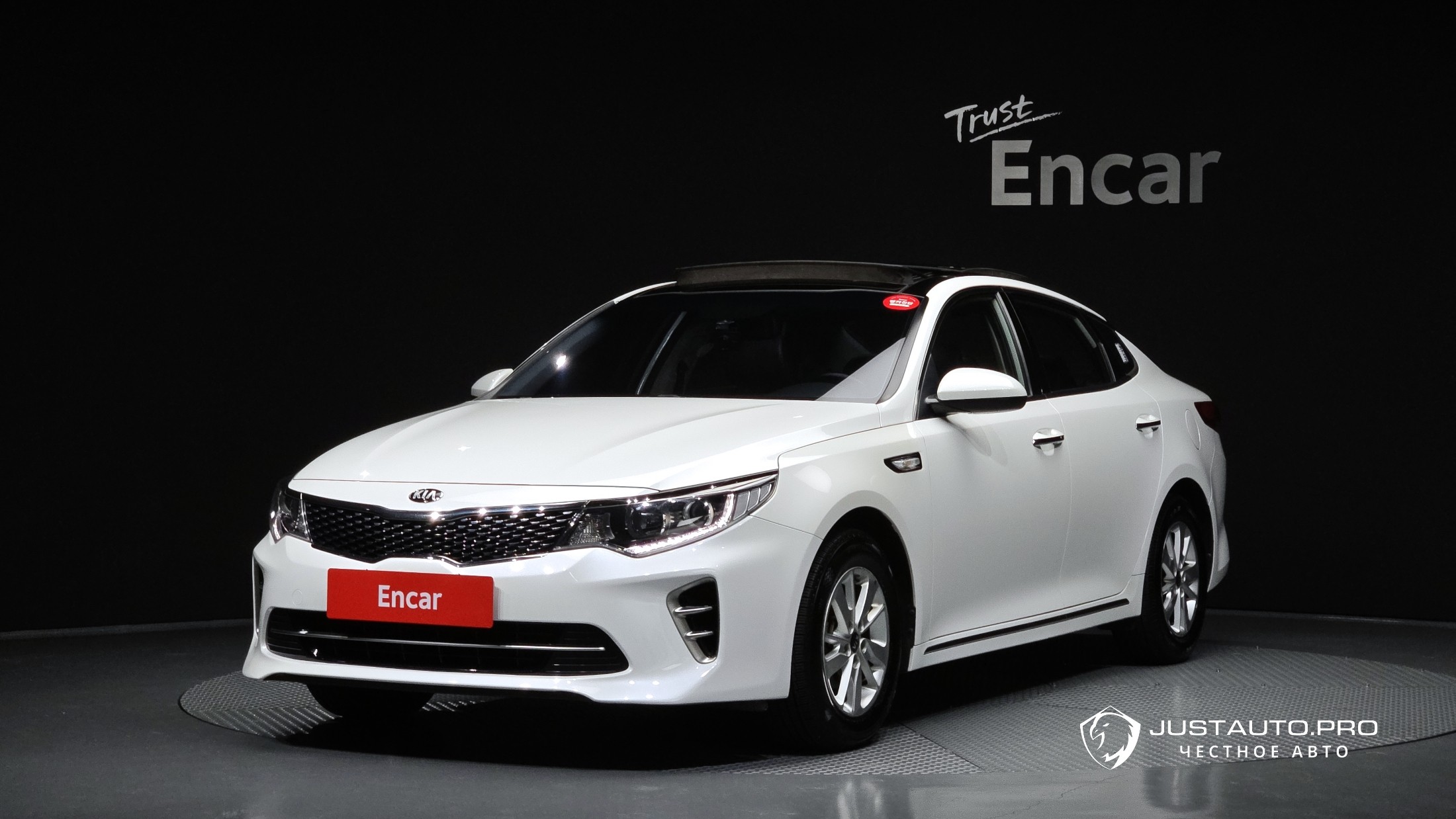 Автомобиль Kia K5