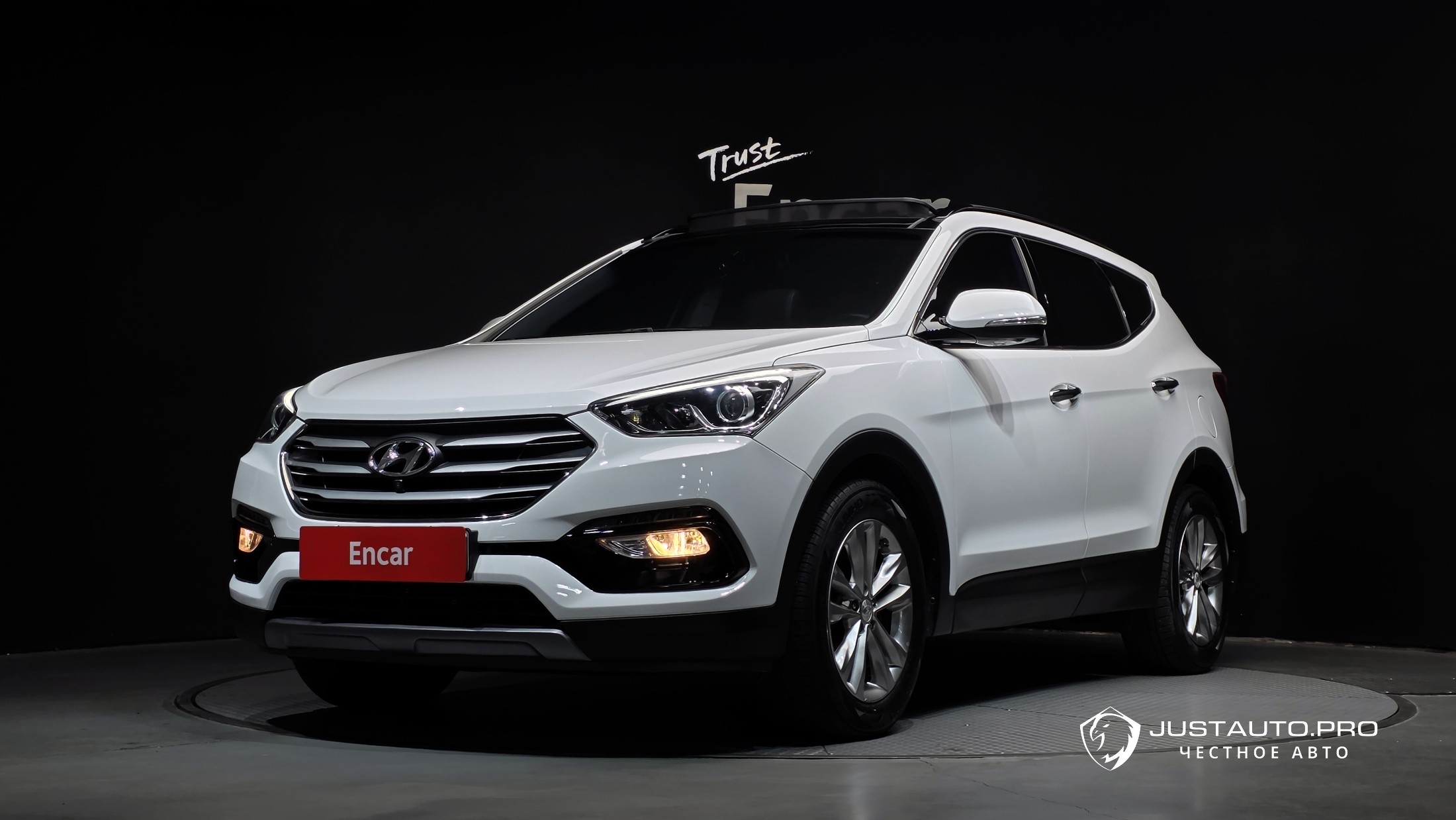Автомобиль Hyundai Santafe