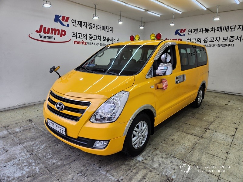 Автомобиль Hyundai Starex
